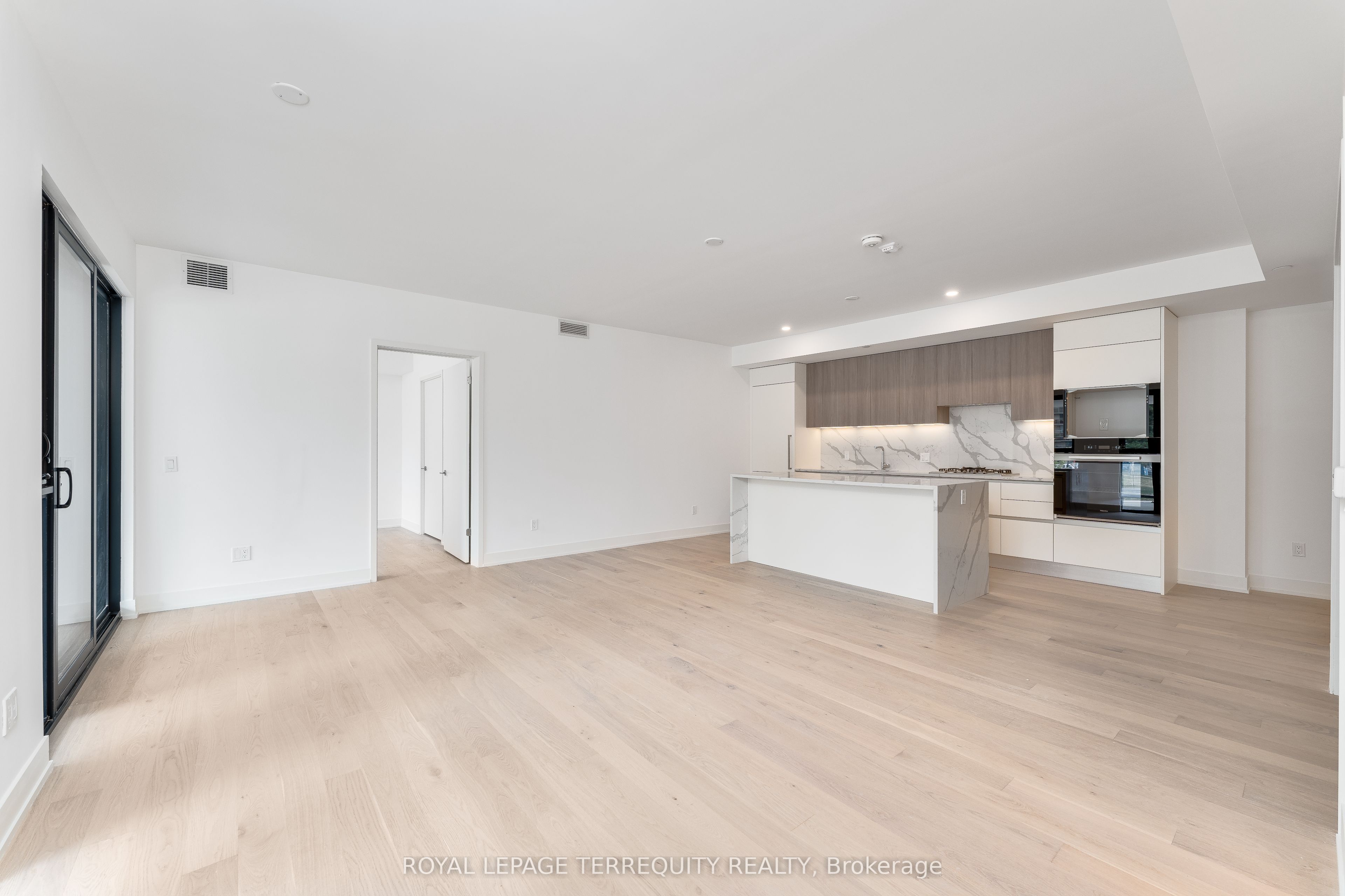 MLS #C12493166 image #8