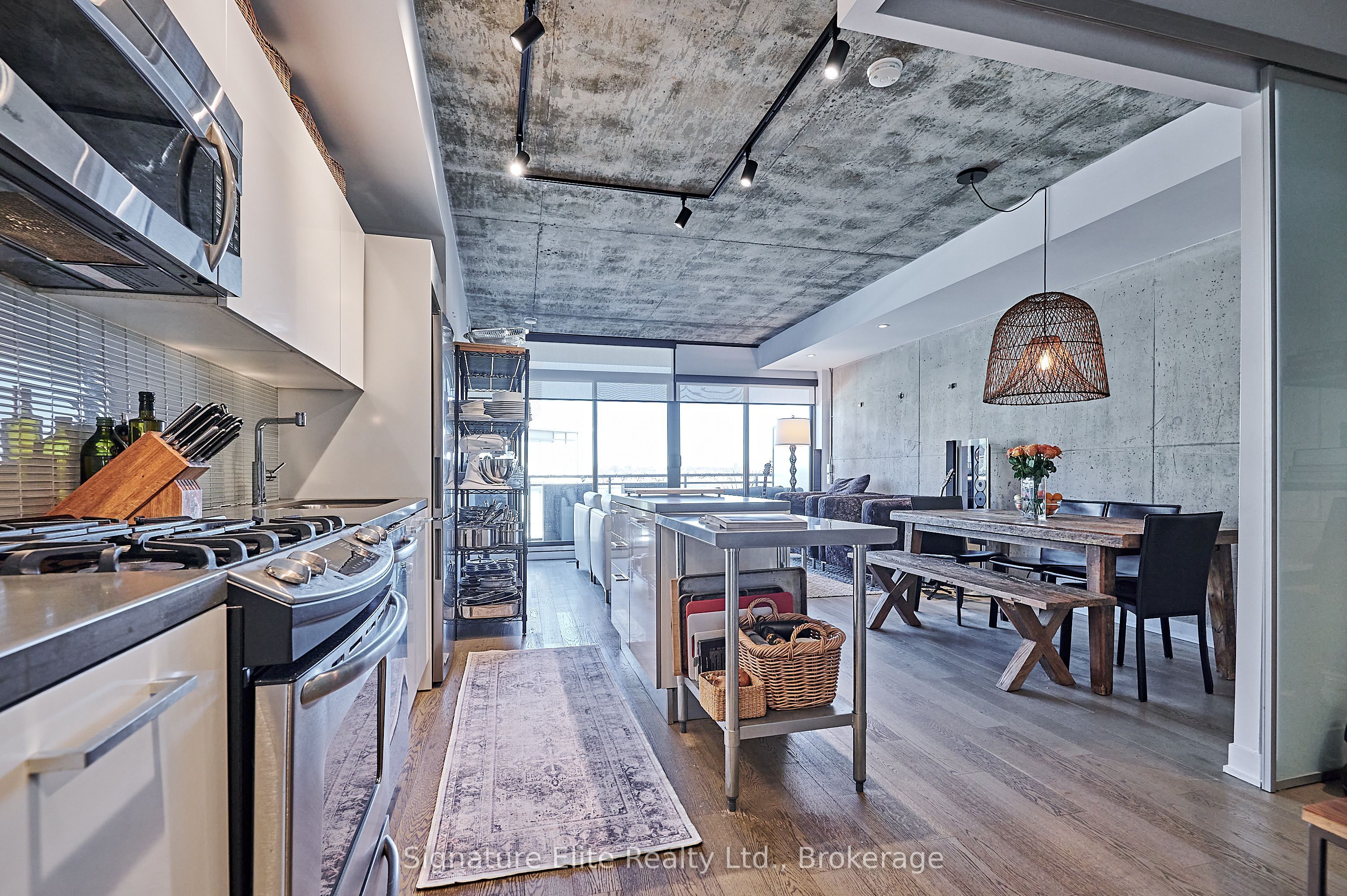 MLS #E12385402 image #1