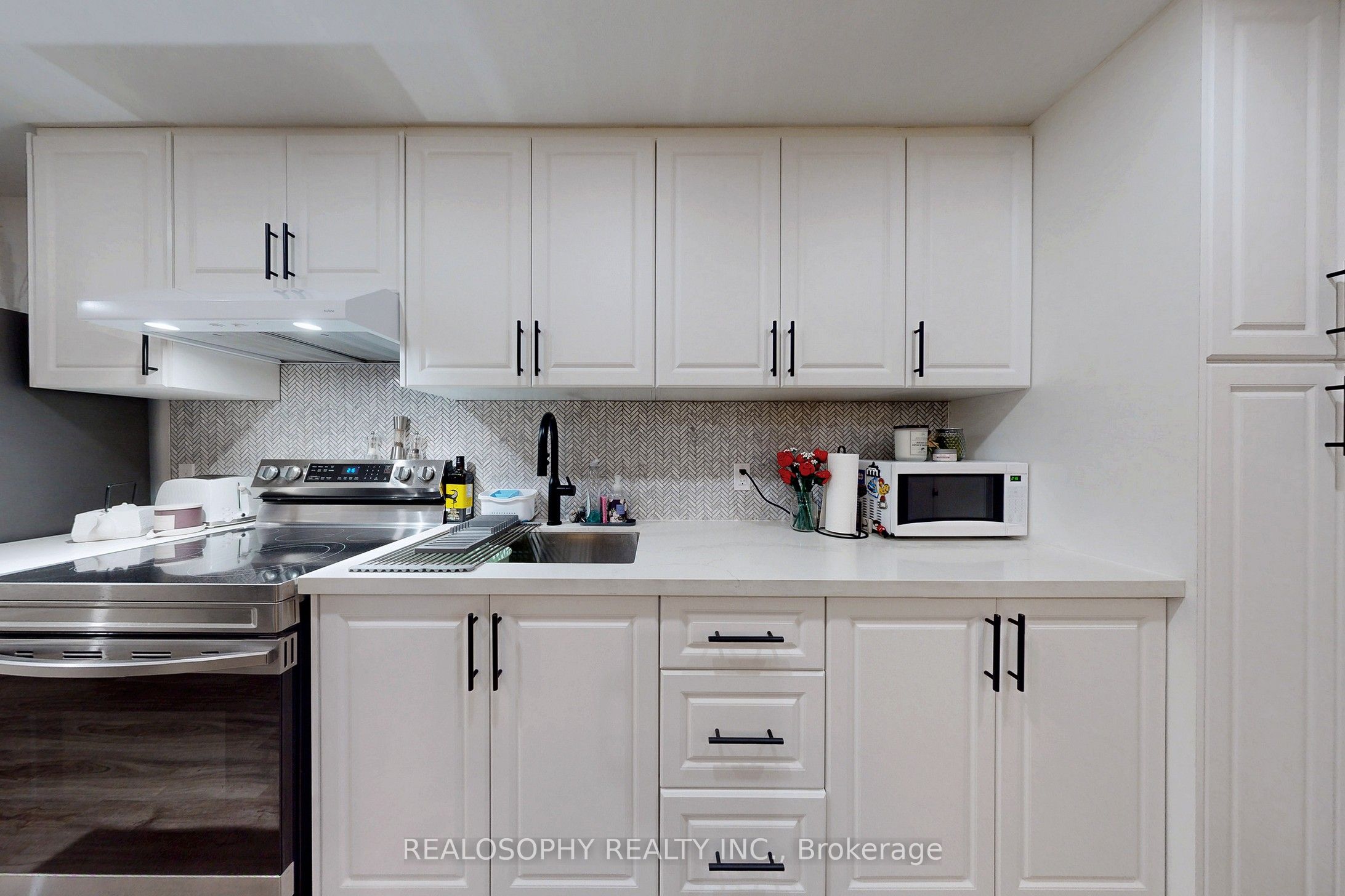 MLS #E12413757 image #10