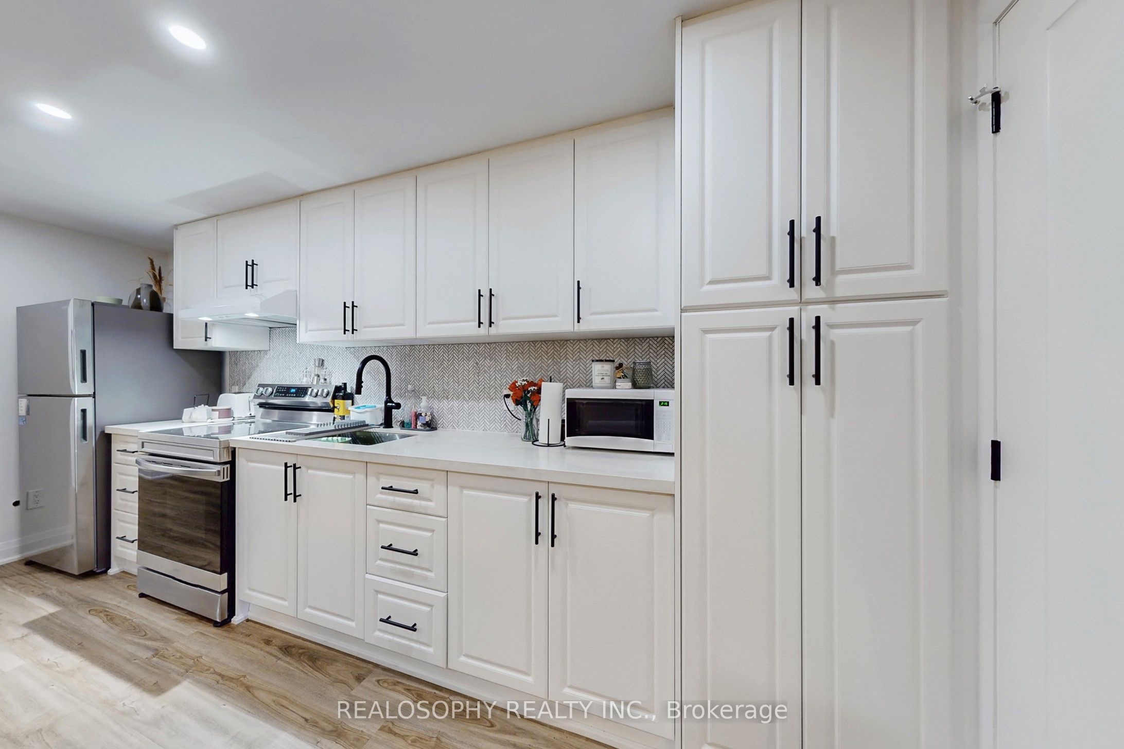 MLS #E12413757 image #11