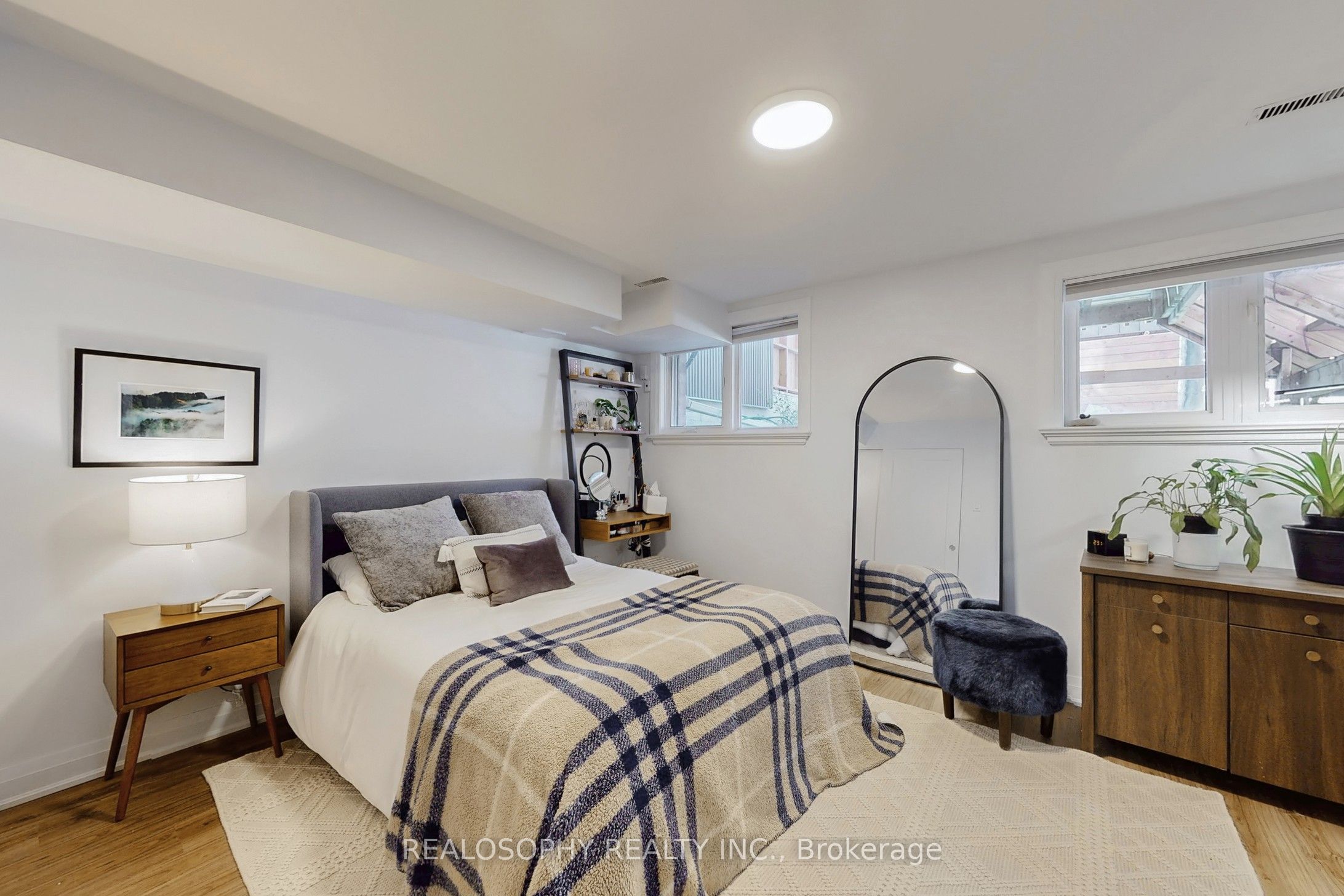 MLS #E12413757 image #15