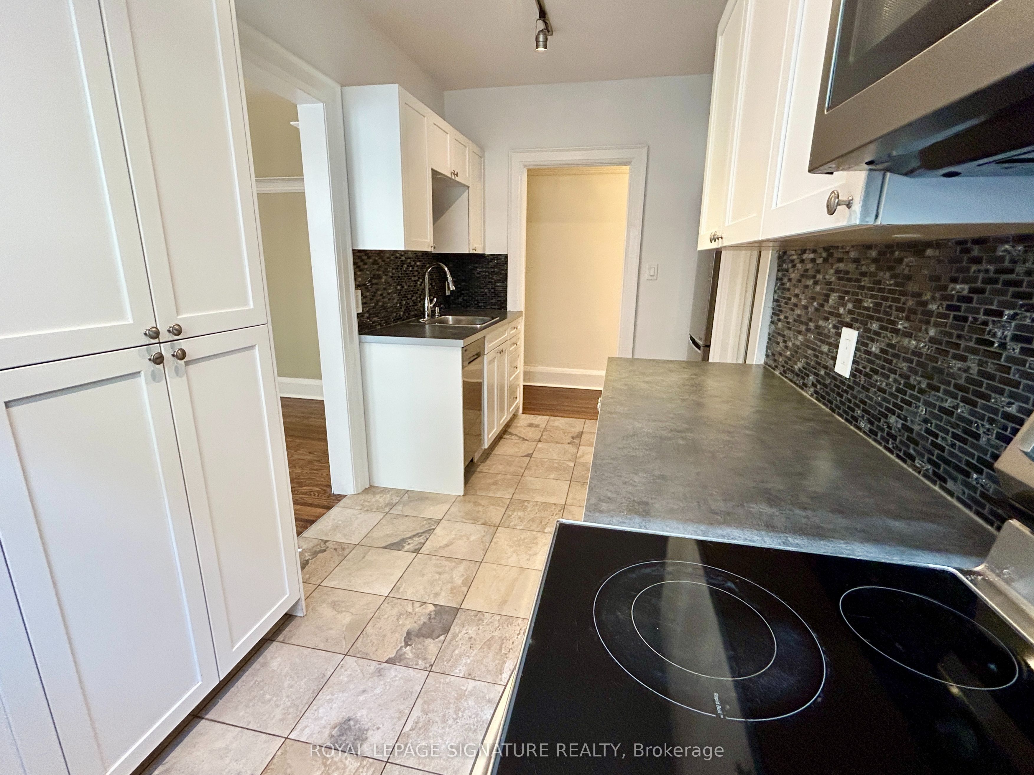 MLS #E12441932 image #12