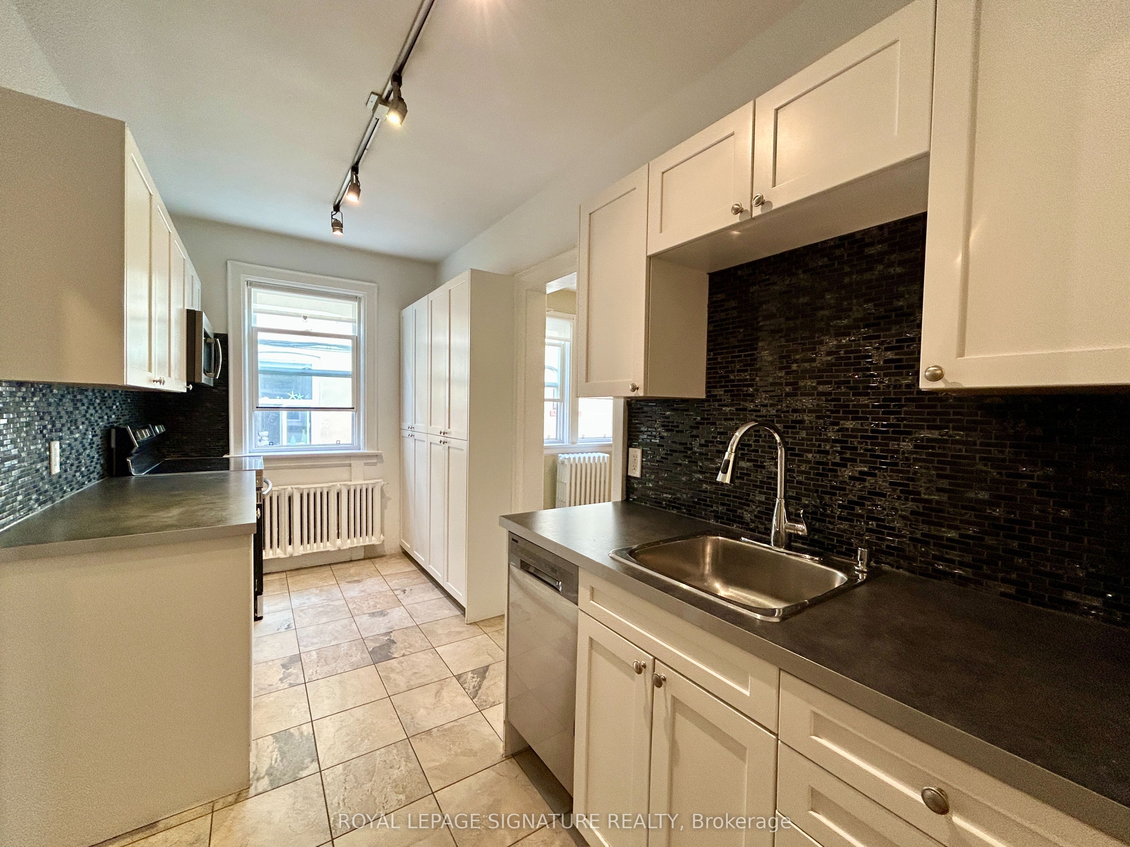 MLS #E12441932 image #14