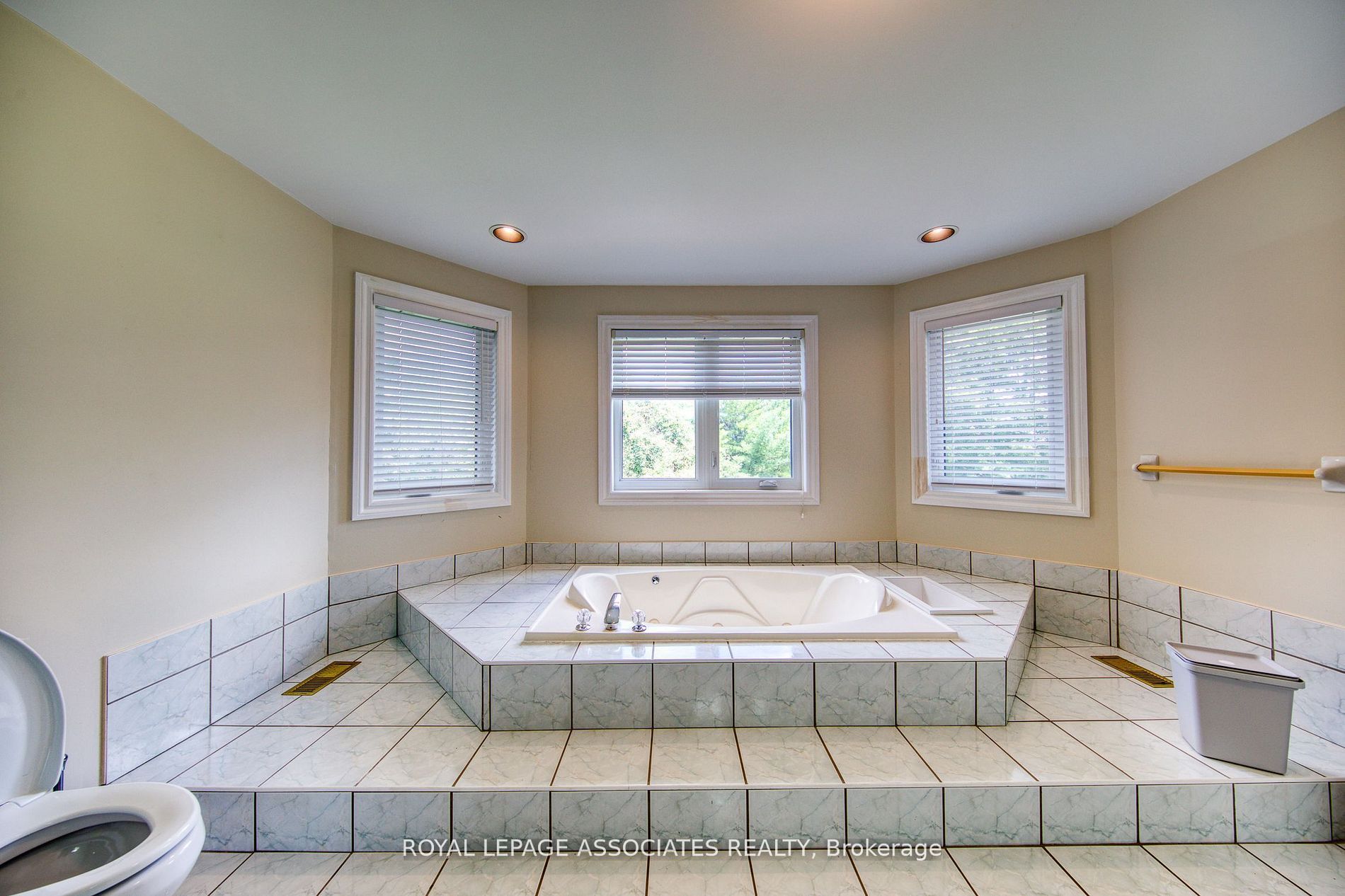 MLS #E12453006 image #21