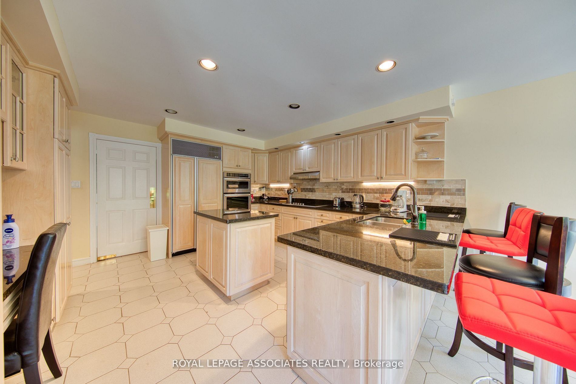 MLS #E12453006 image #8