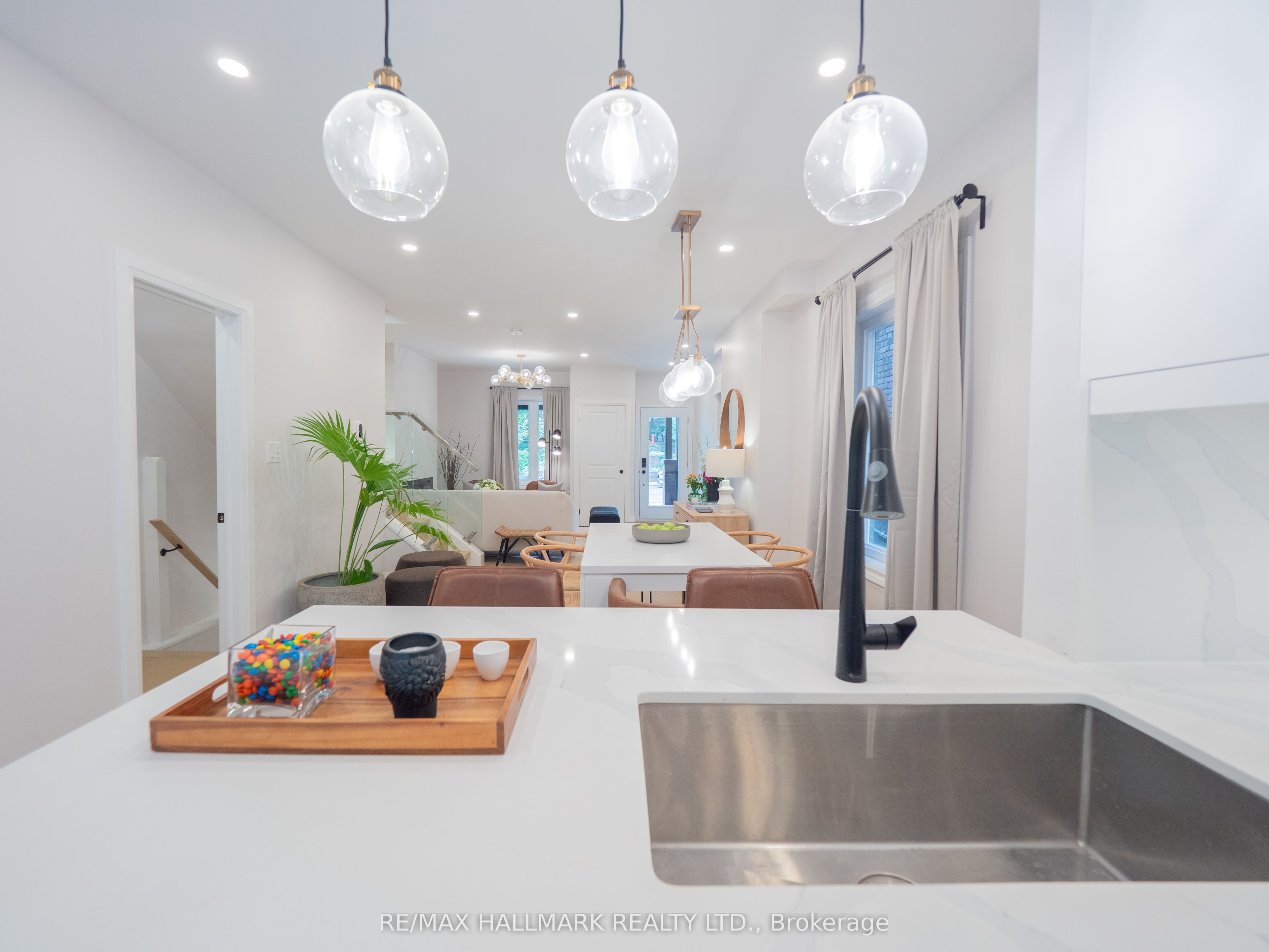 MLS #E12479947 image #14