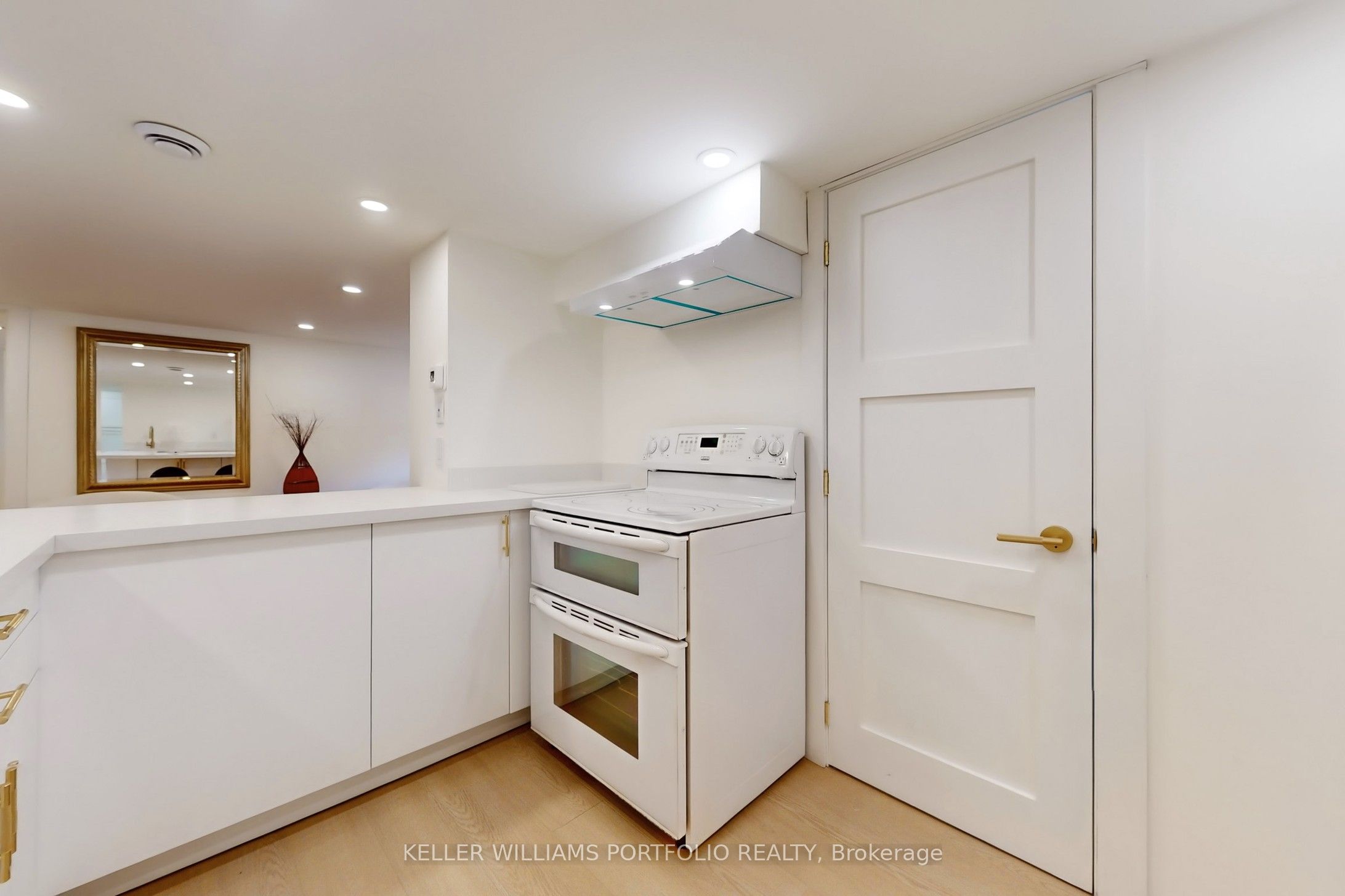 MLS #E12485176 image #8