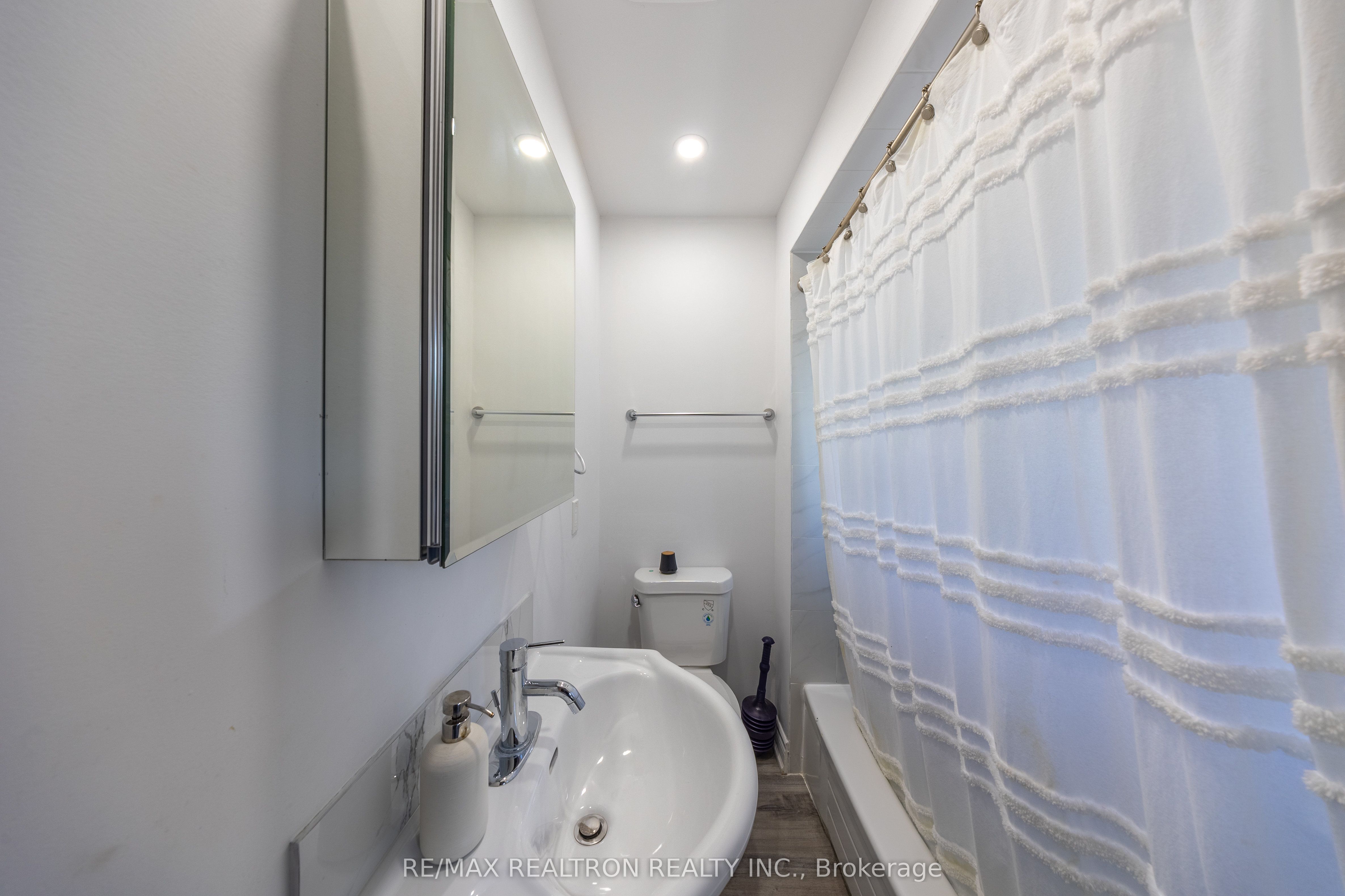 MLS #E12485608 image #16