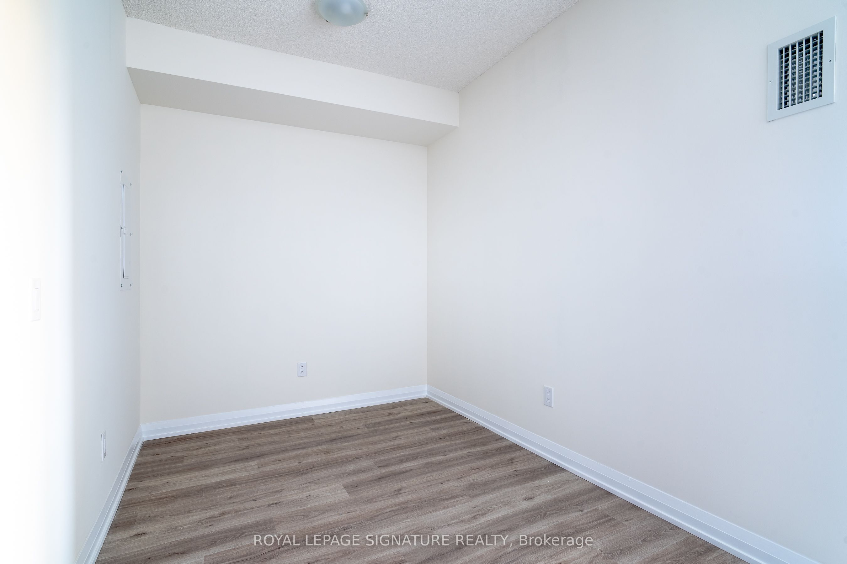 MLS #E12485657 image #12