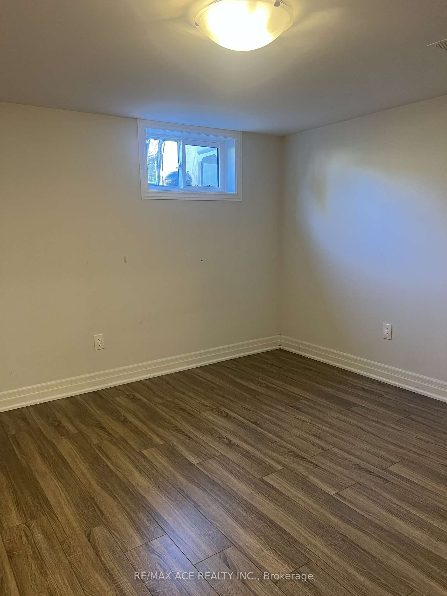 MLS #E12485676 image #8