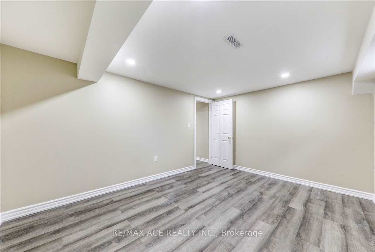 MLS #E12486660 image #12