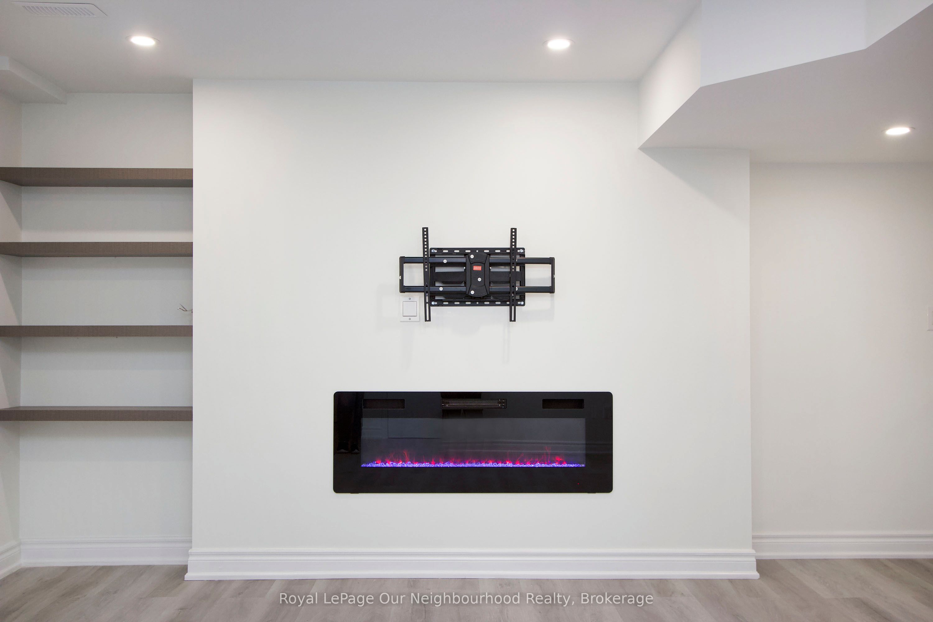 MLS #E12487629 image #9