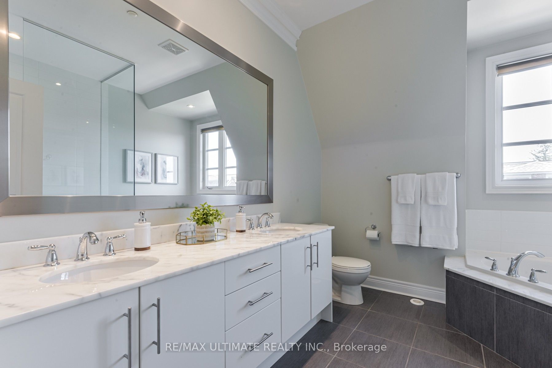 MLS #N12380647 image #11