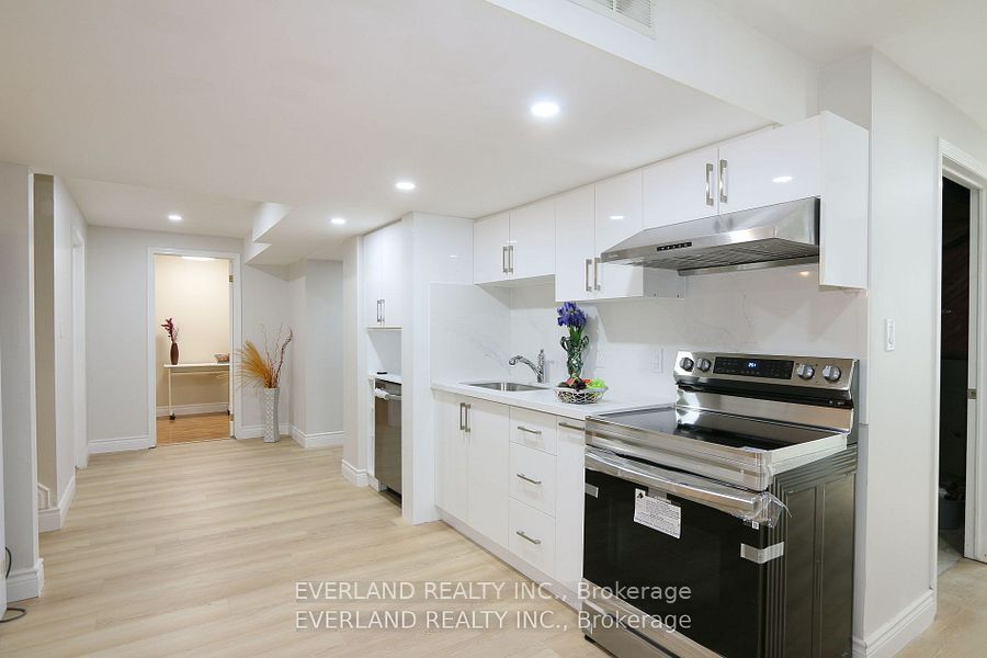 MLS #N12382434 image #17