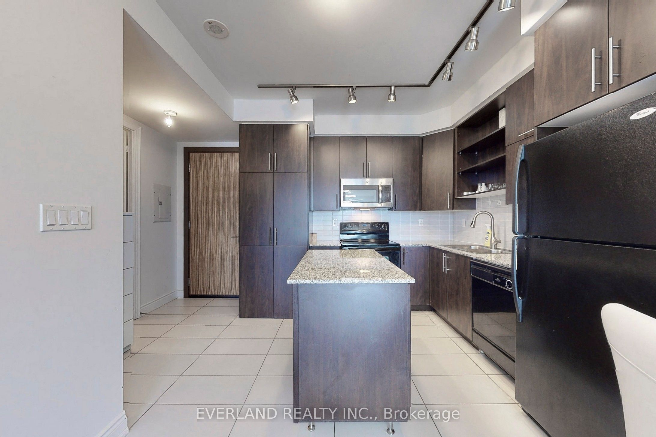 MLS #N12382685 image #1