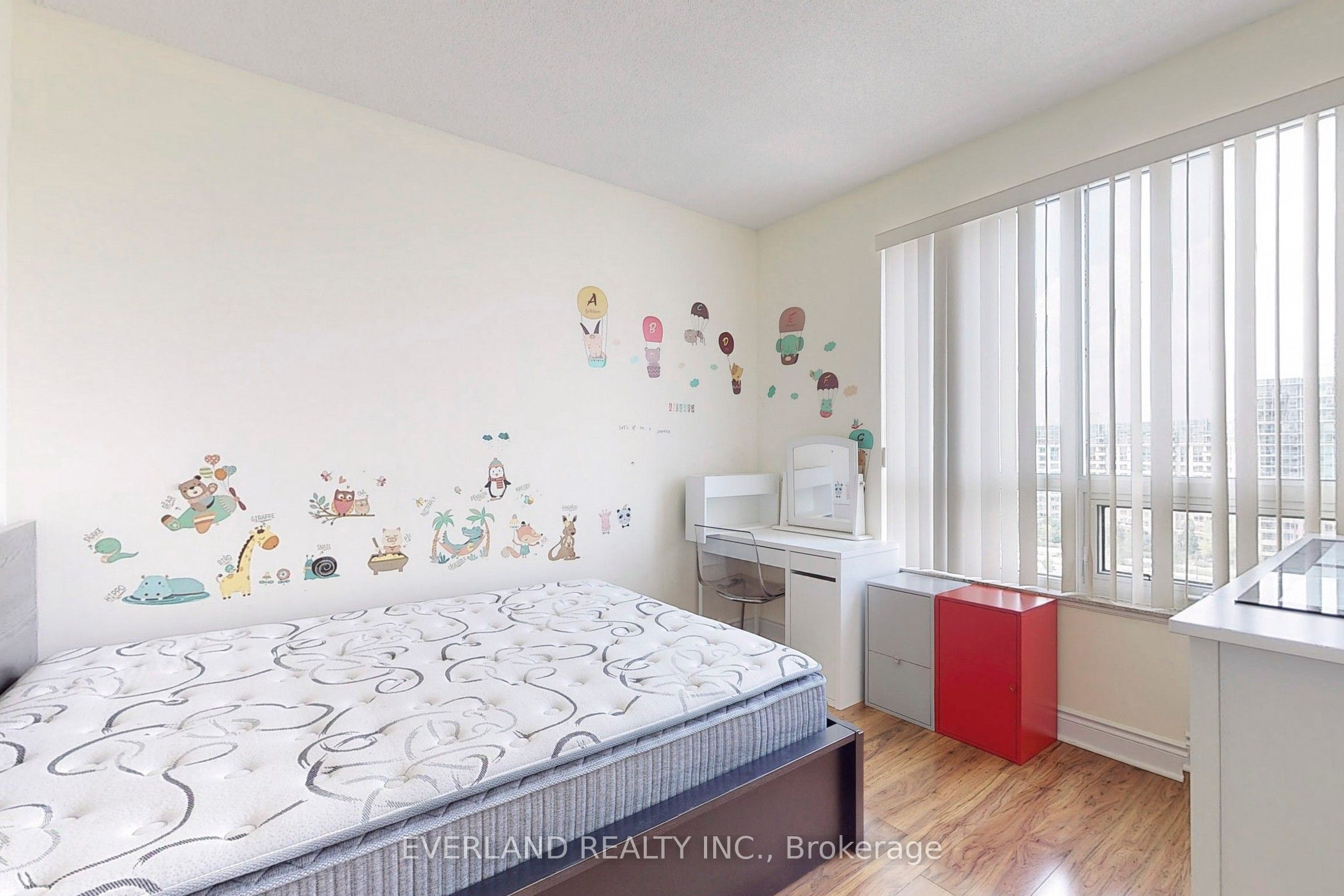 MLS #N12382685 image #12