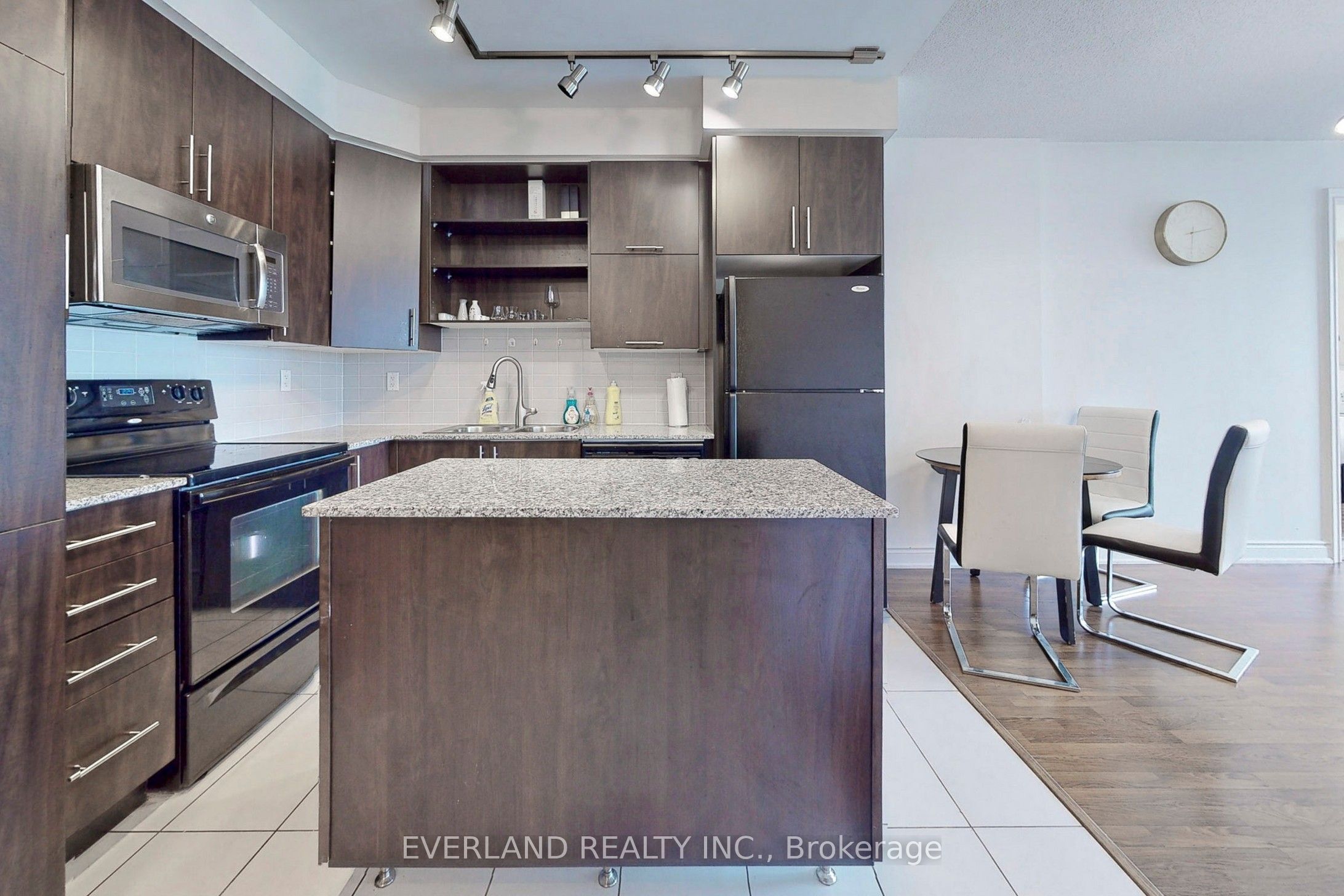 MLS #N12382685 image #2