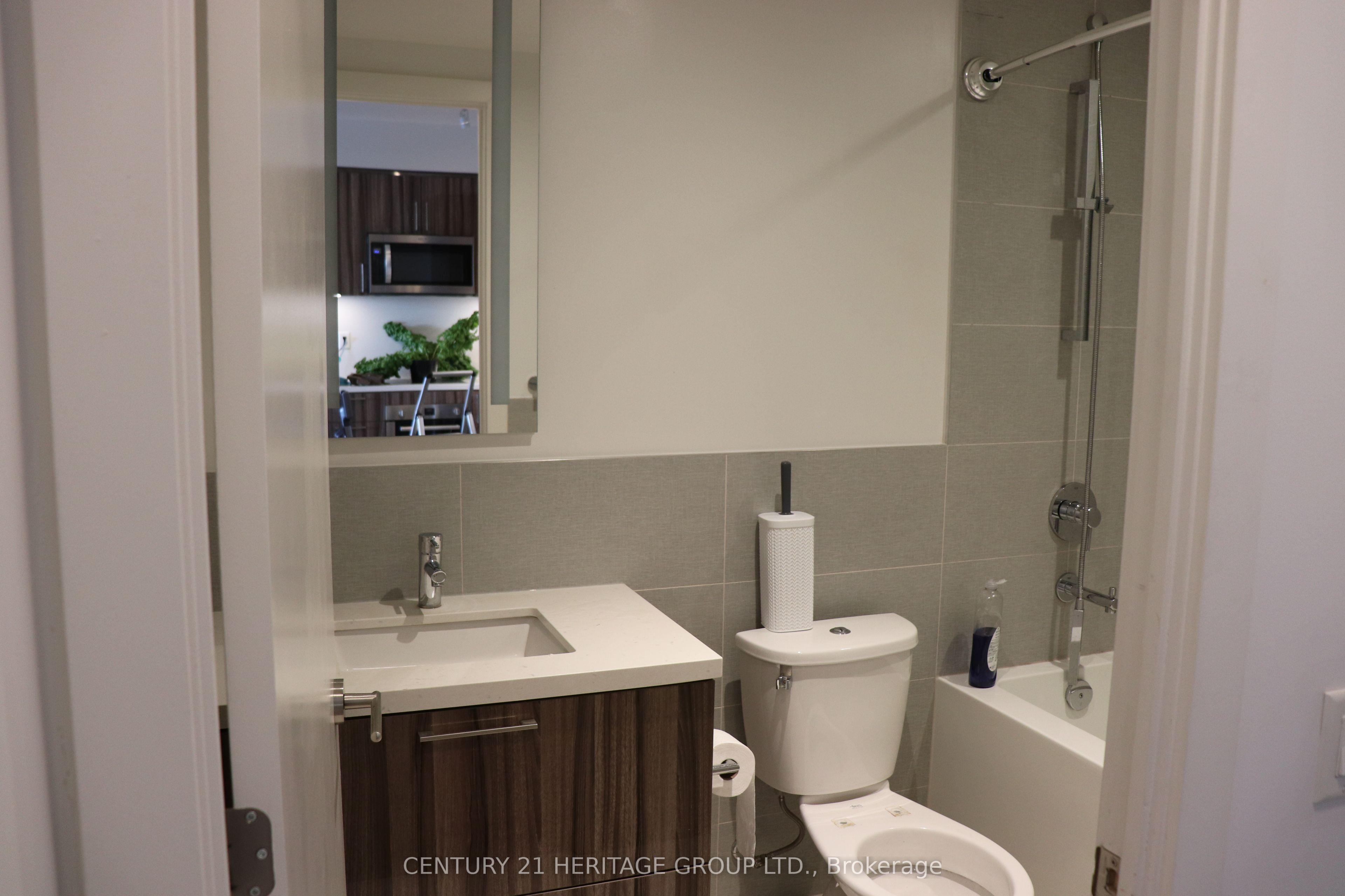 MLS #N12383565 image #10