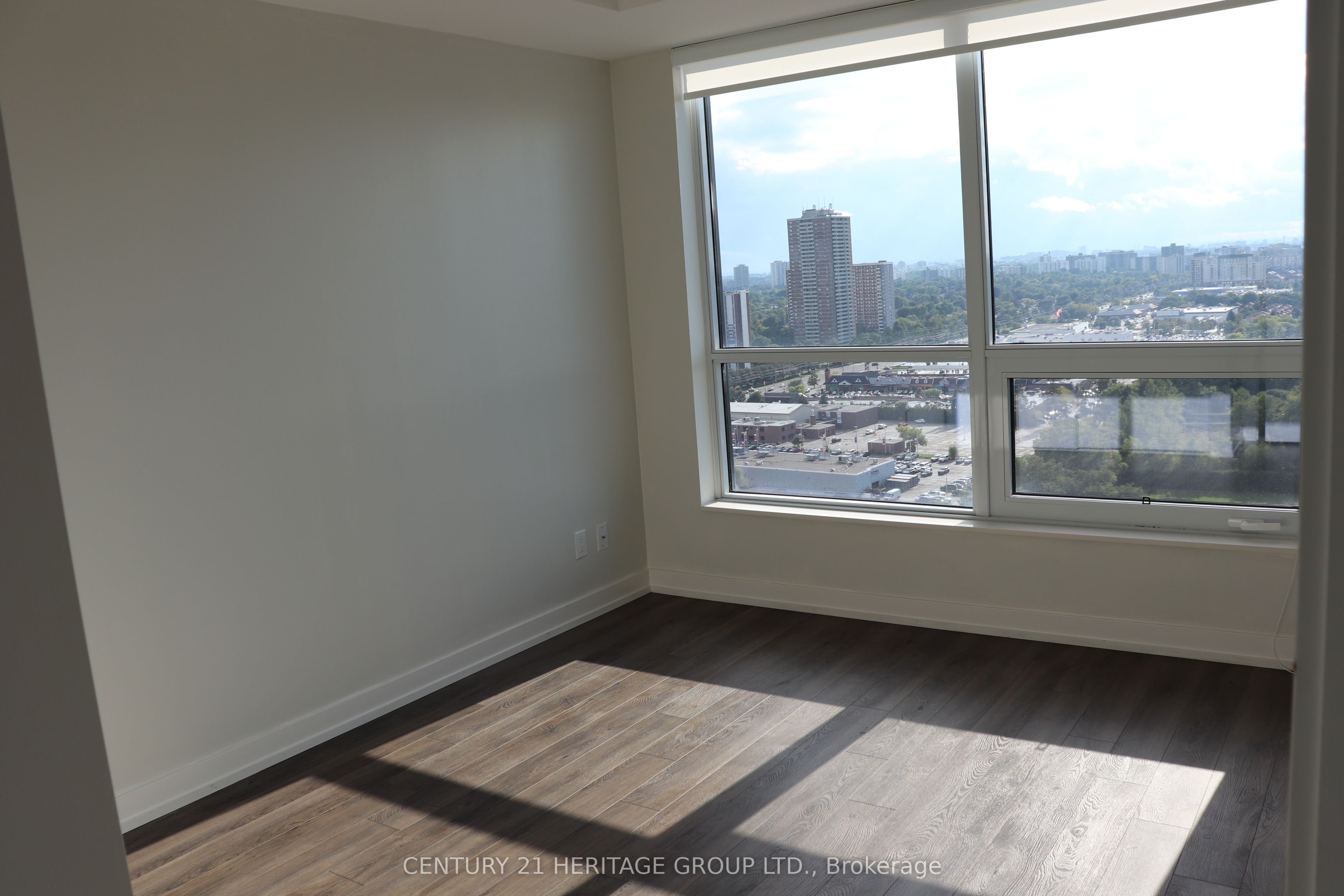 MLS #N12383565 image #5