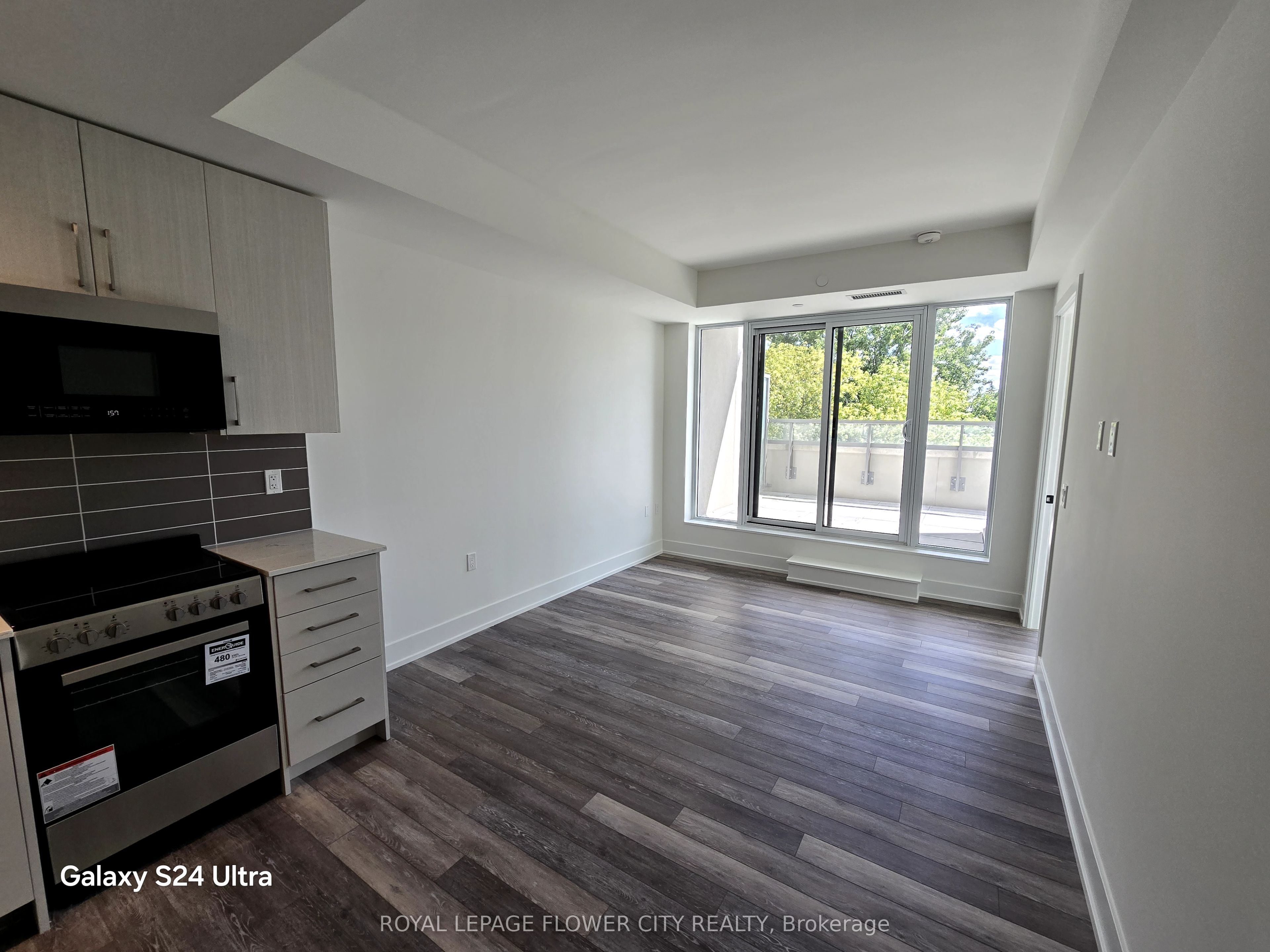 MLS #N12383581 image #1