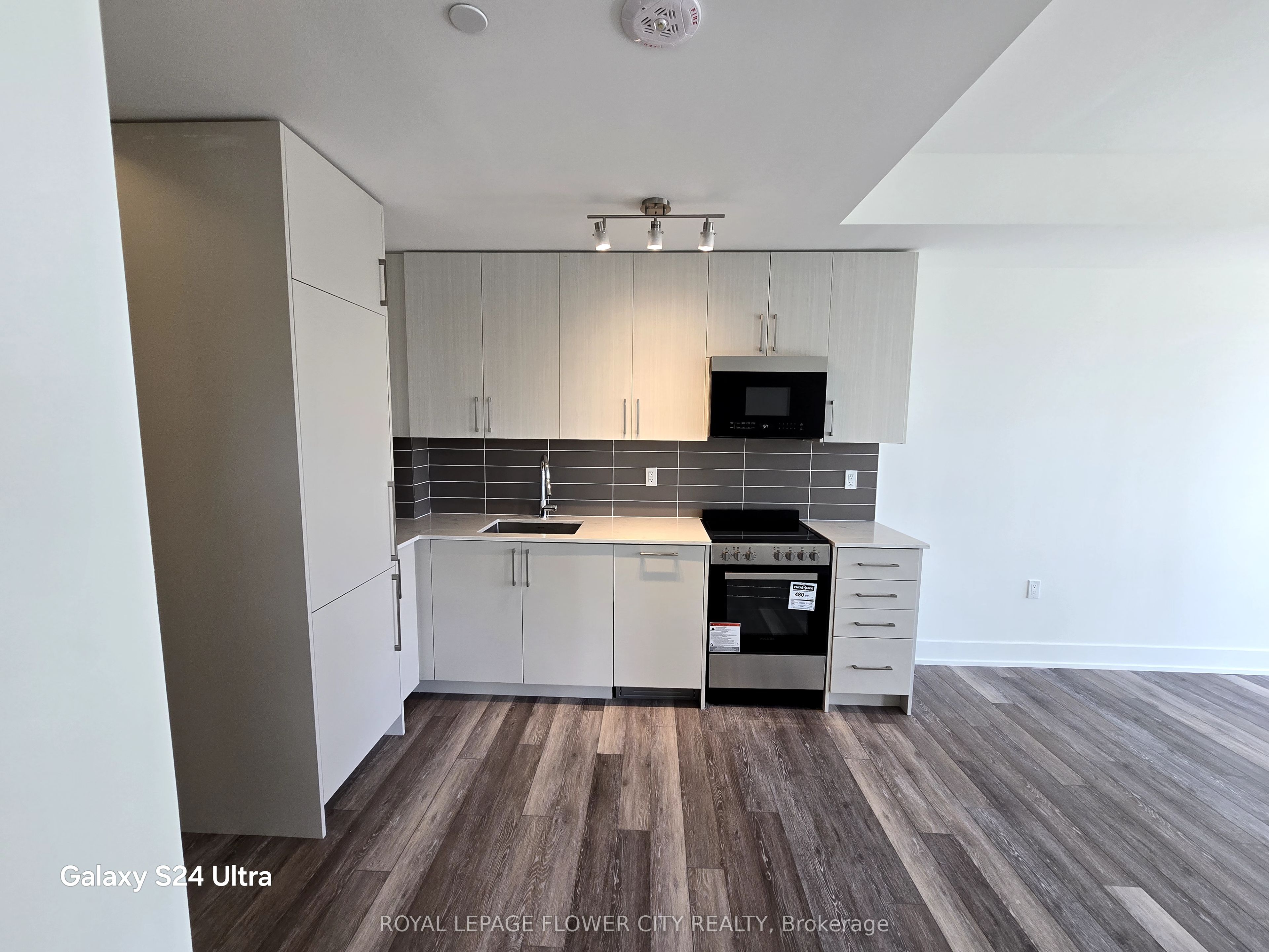 MLS #N12383581 image #2