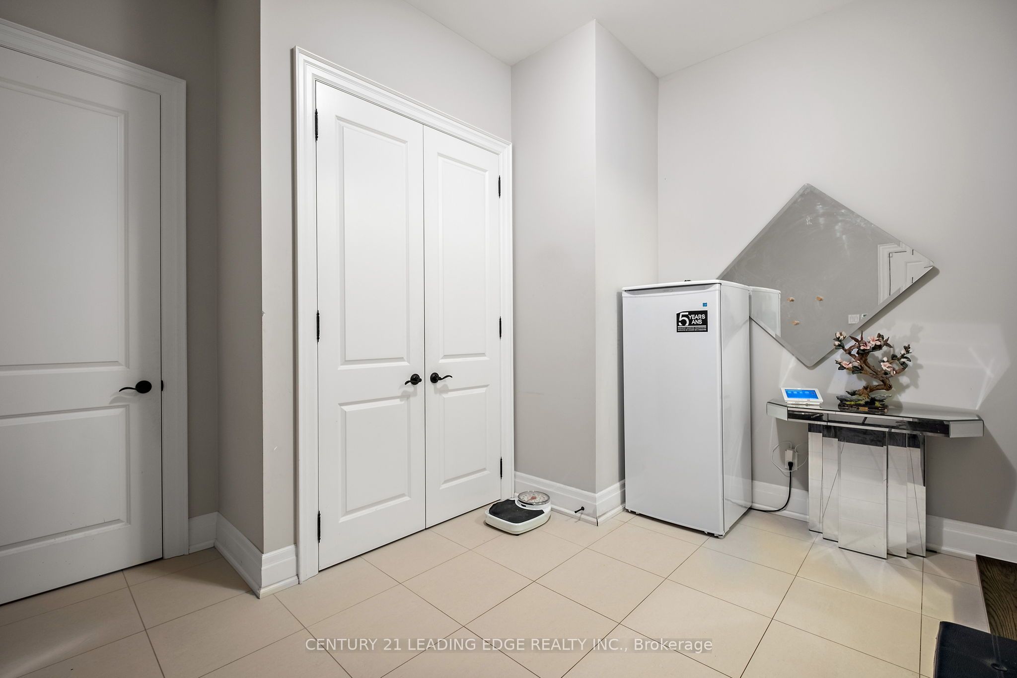 MLS #N12385067 image #16