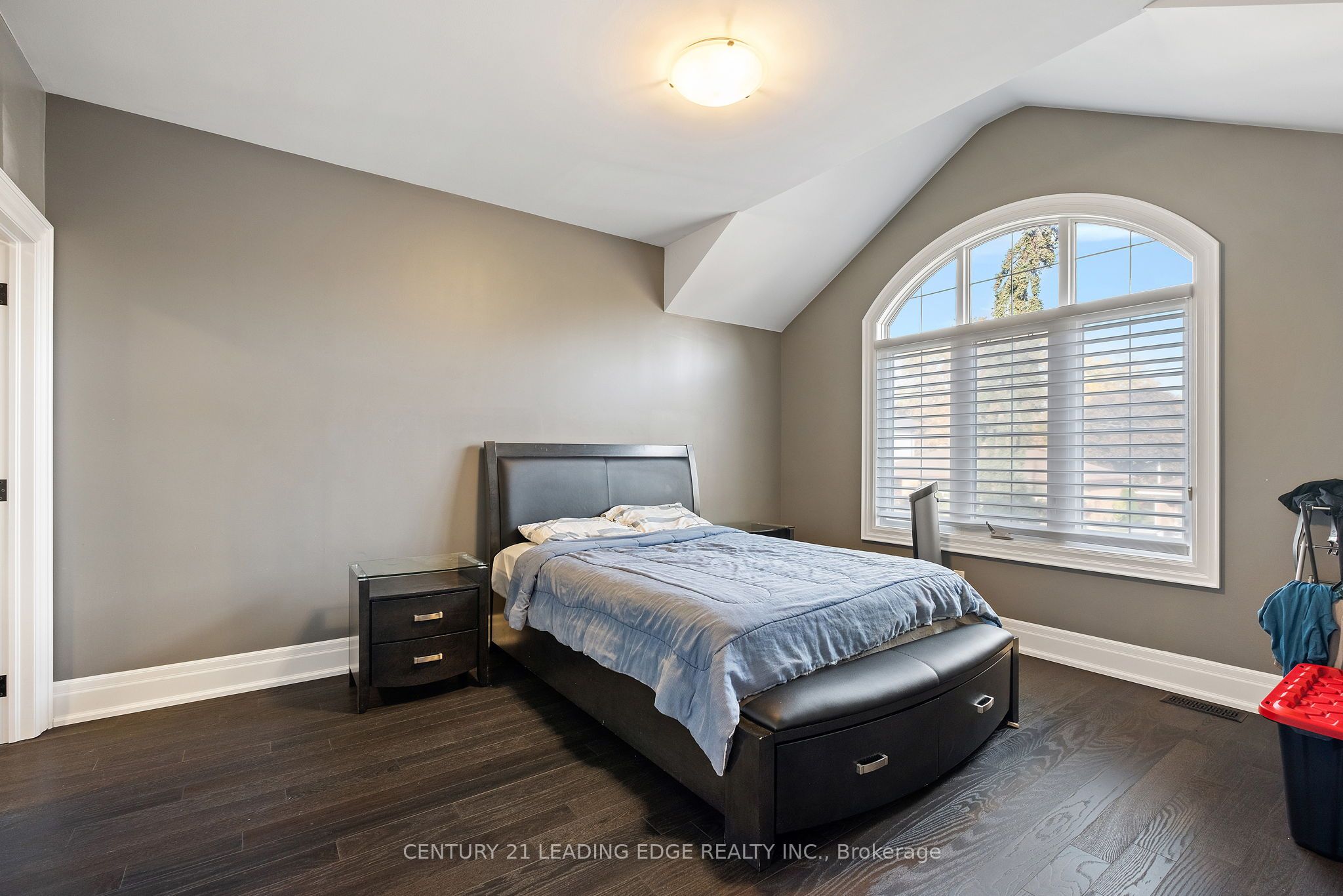 MLS #N12385067 image #21