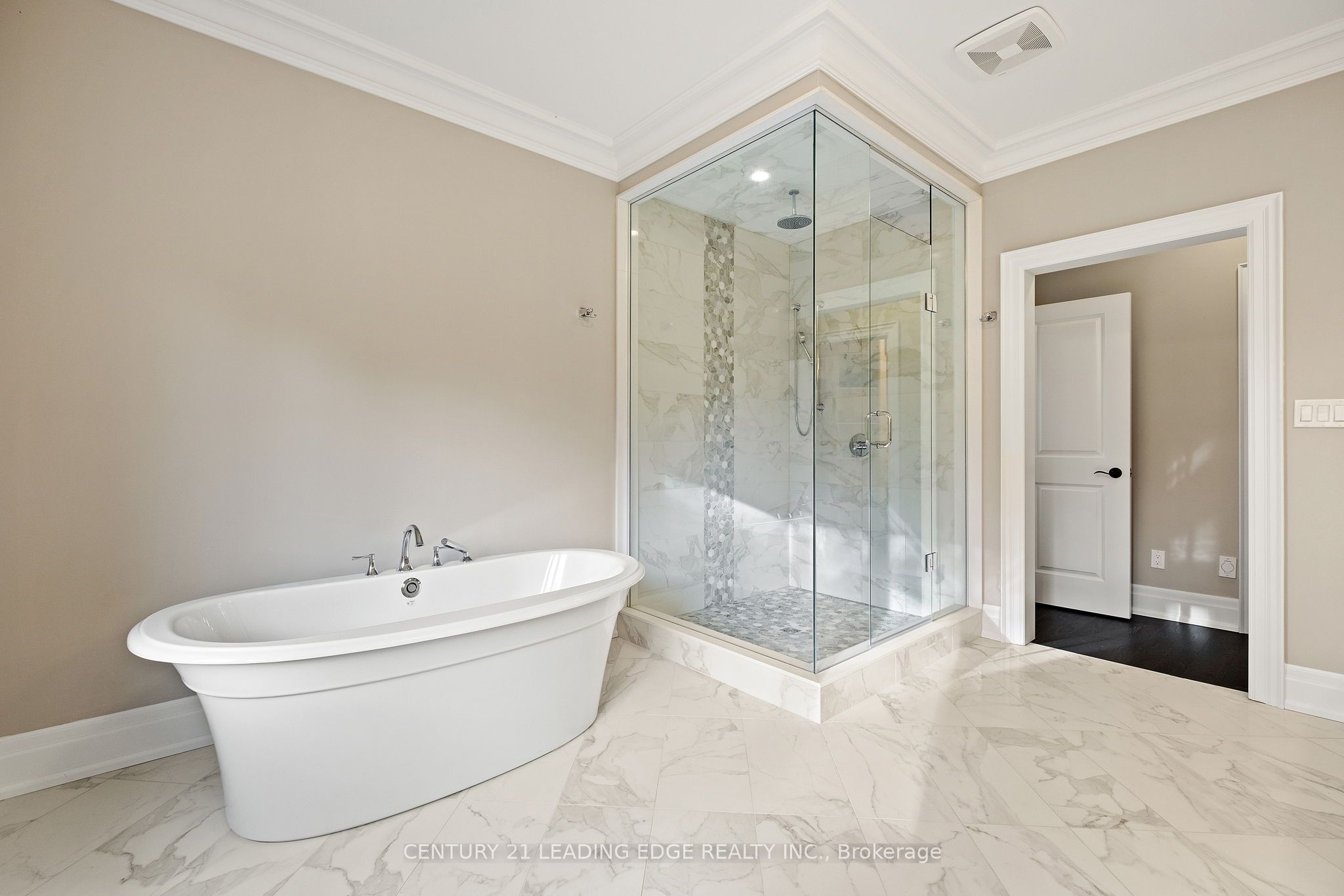 MLS #N12385067 image #27