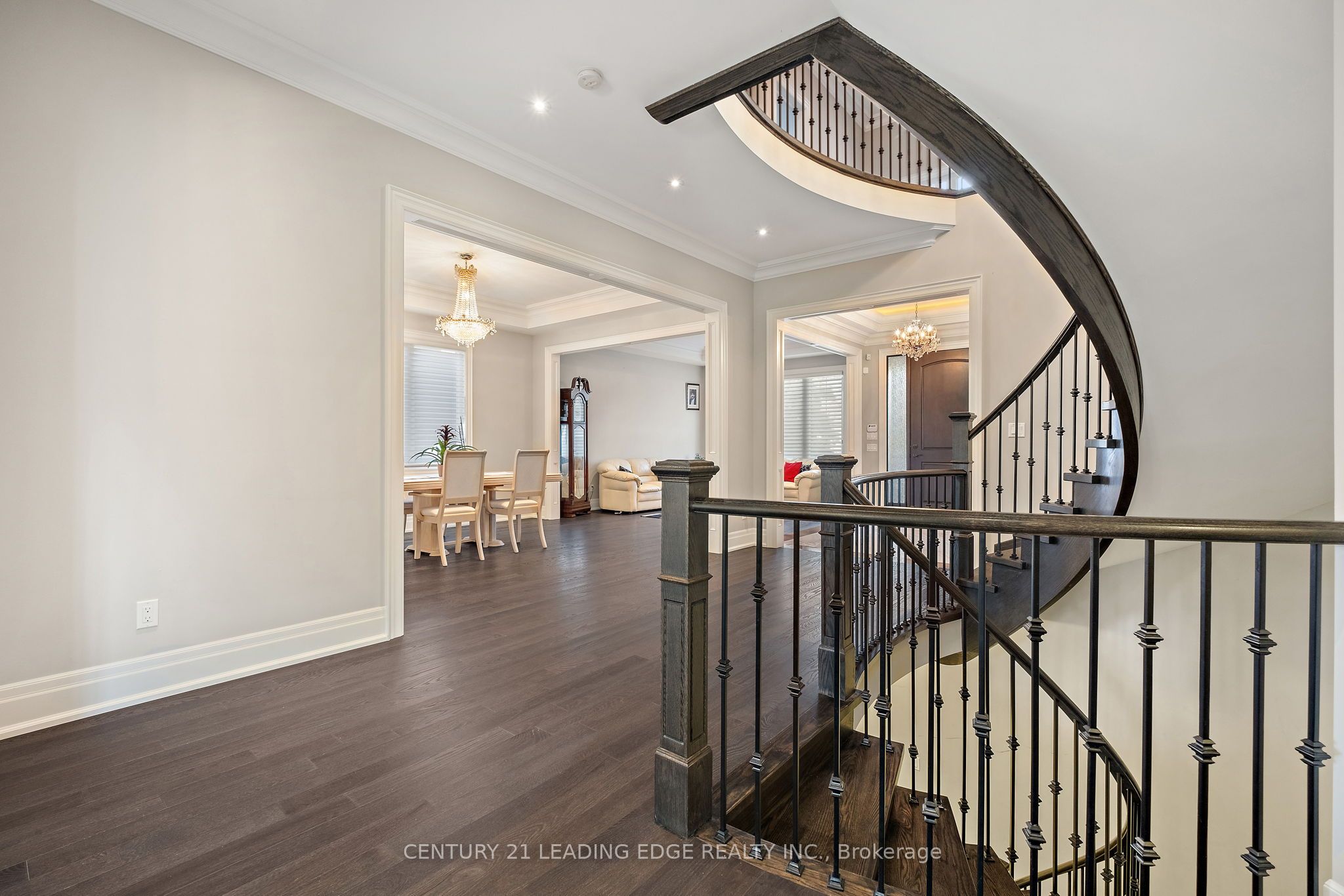 MLS #N12385067 image #32