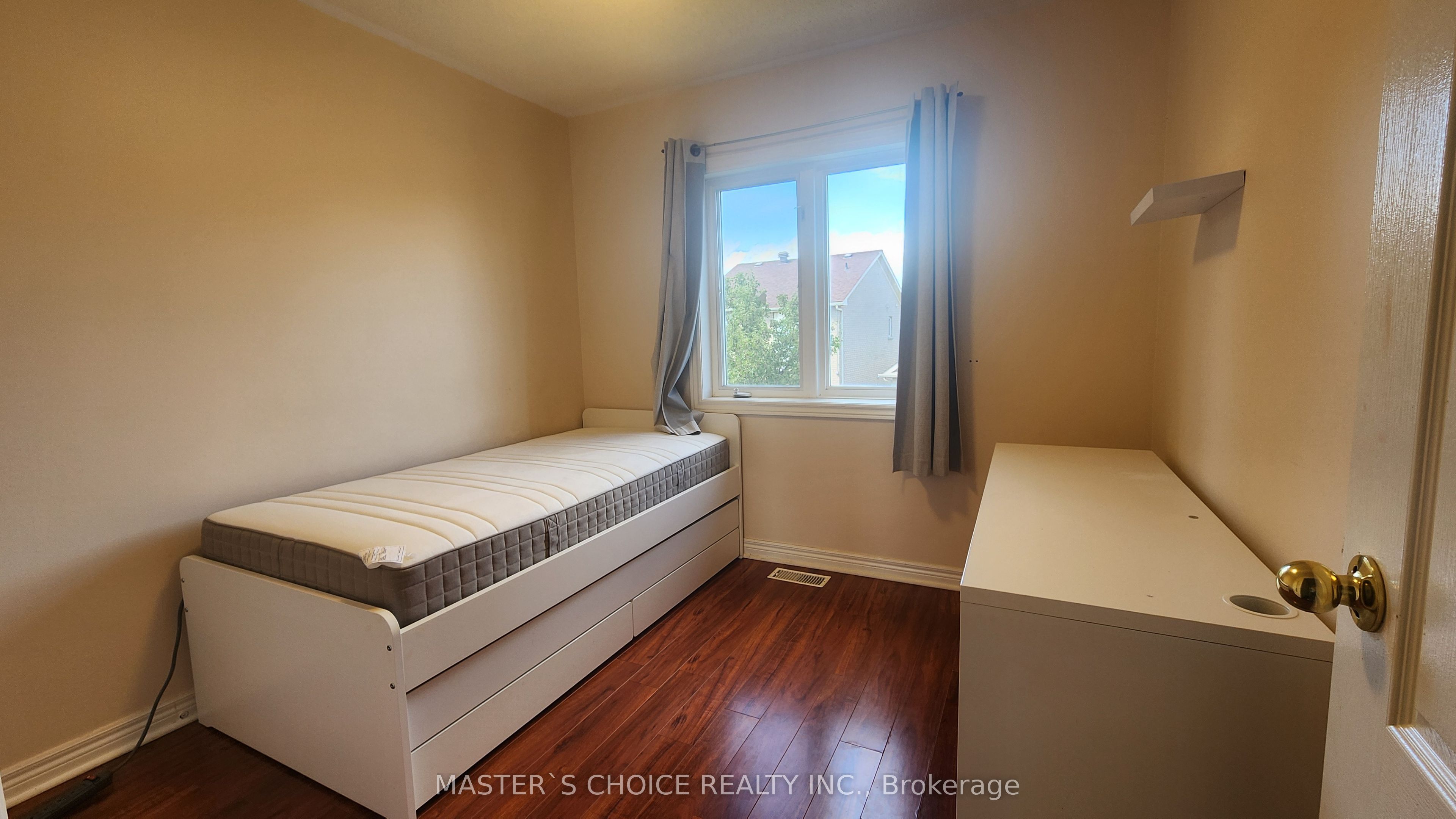 MLS #N12385916 image #17