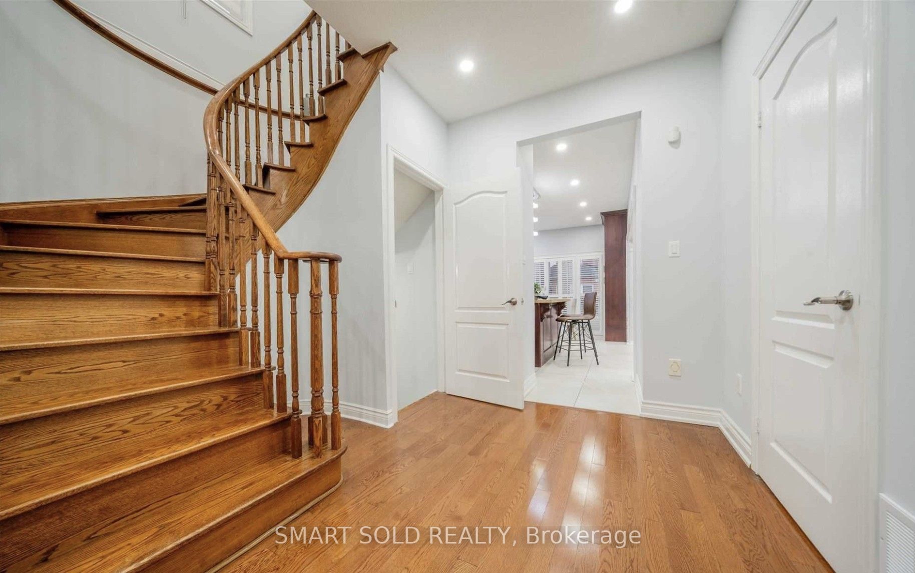 MLS #N12385926 image #7