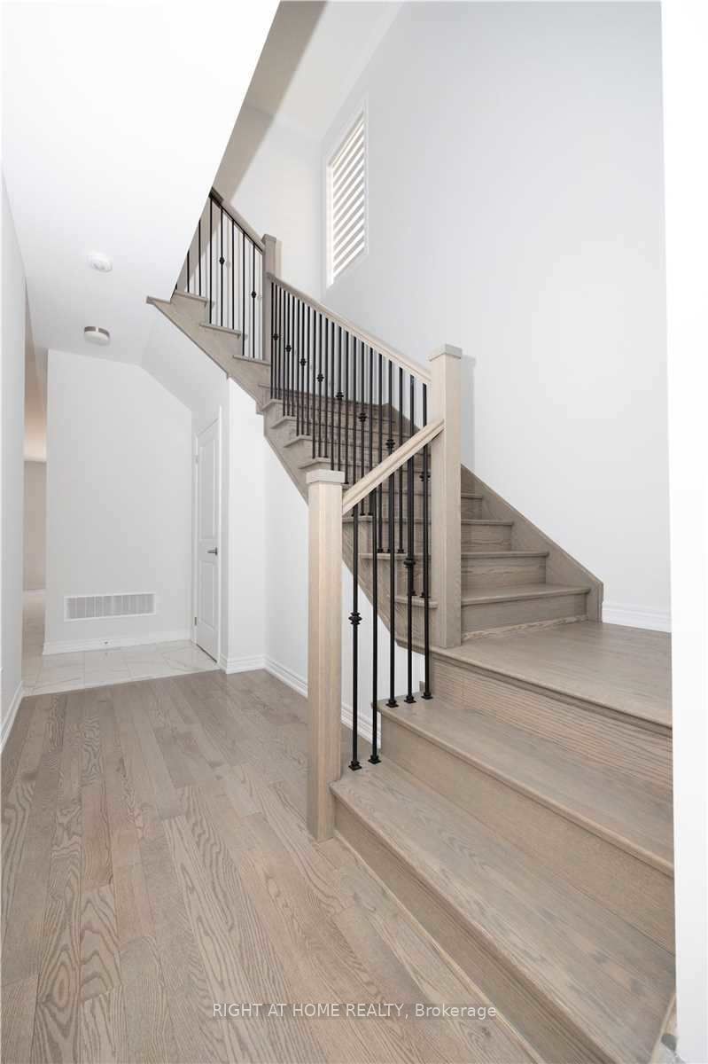 MLS #N12386094 image #12