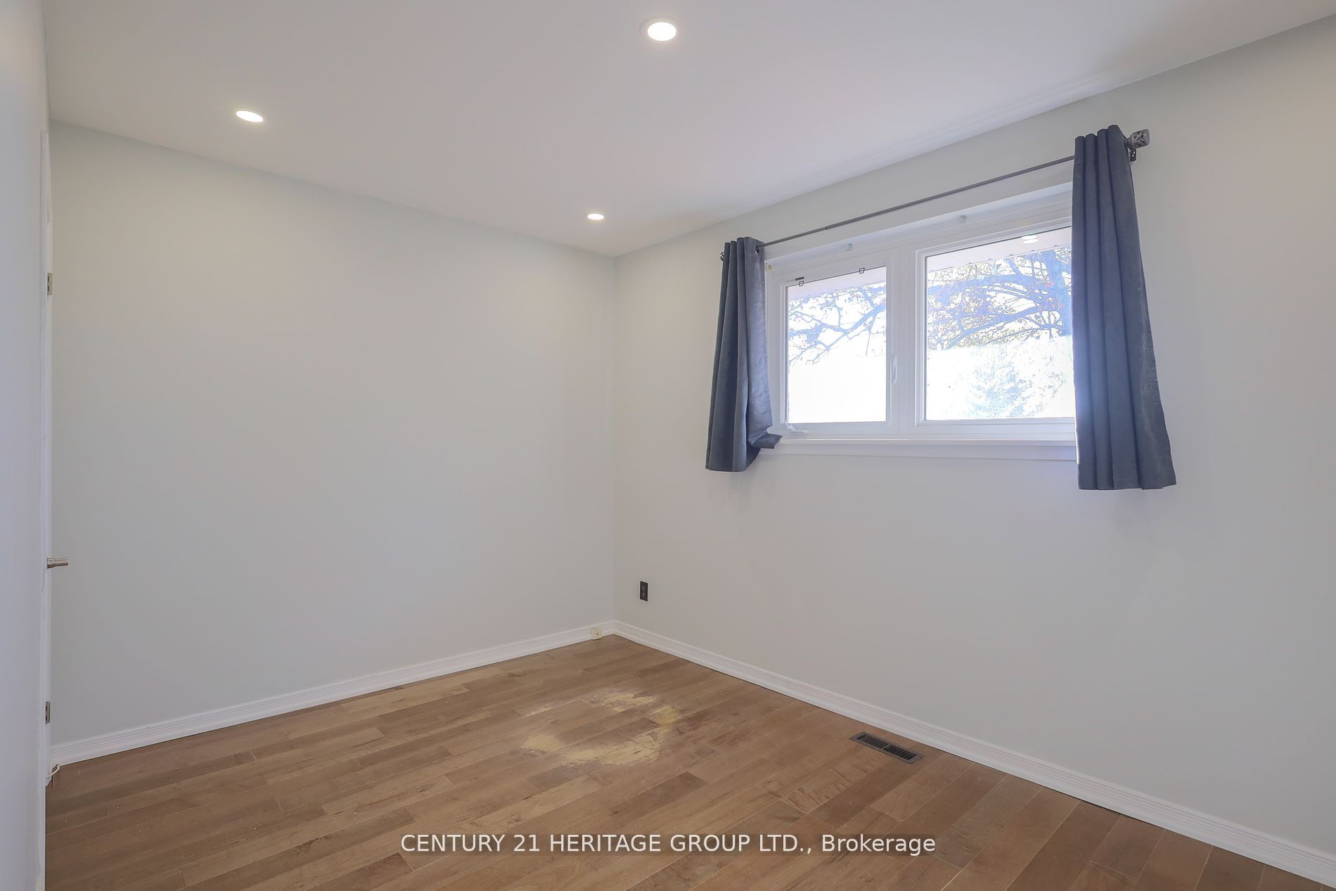 MLS #N12386962 image #12