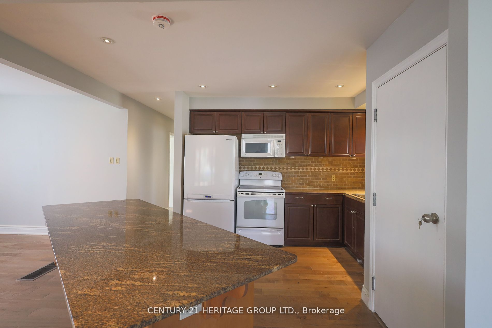 MLS #N12386962 image #8