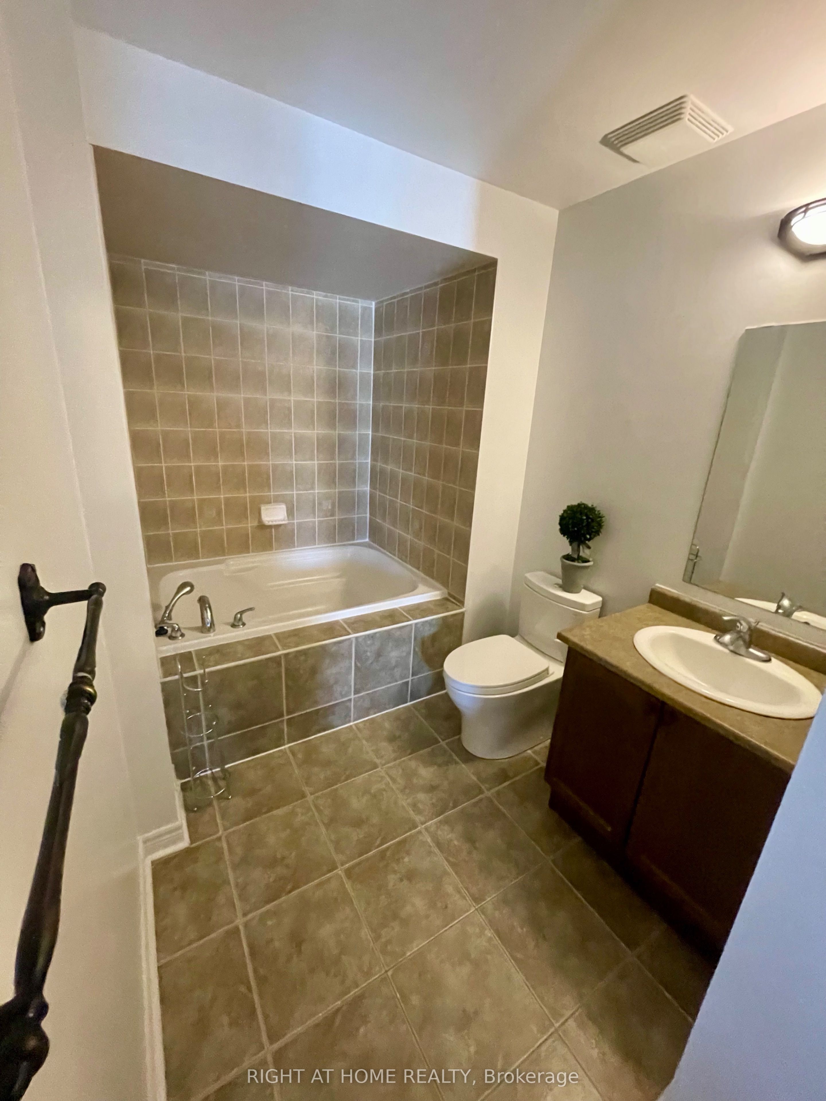 MLS #N12388267 image #9