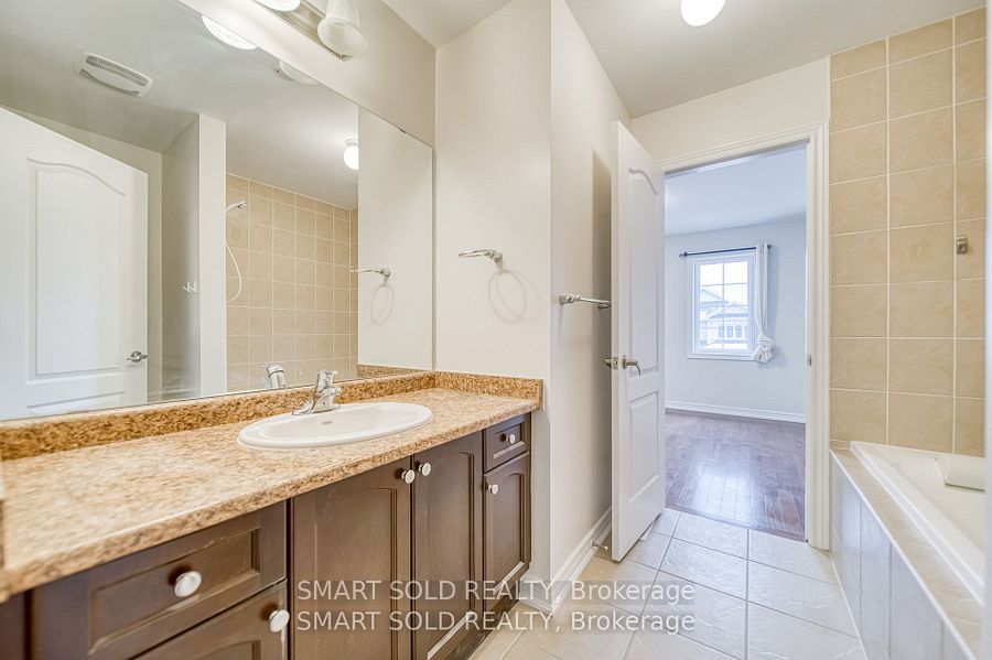 MLS #N12388765 image #13