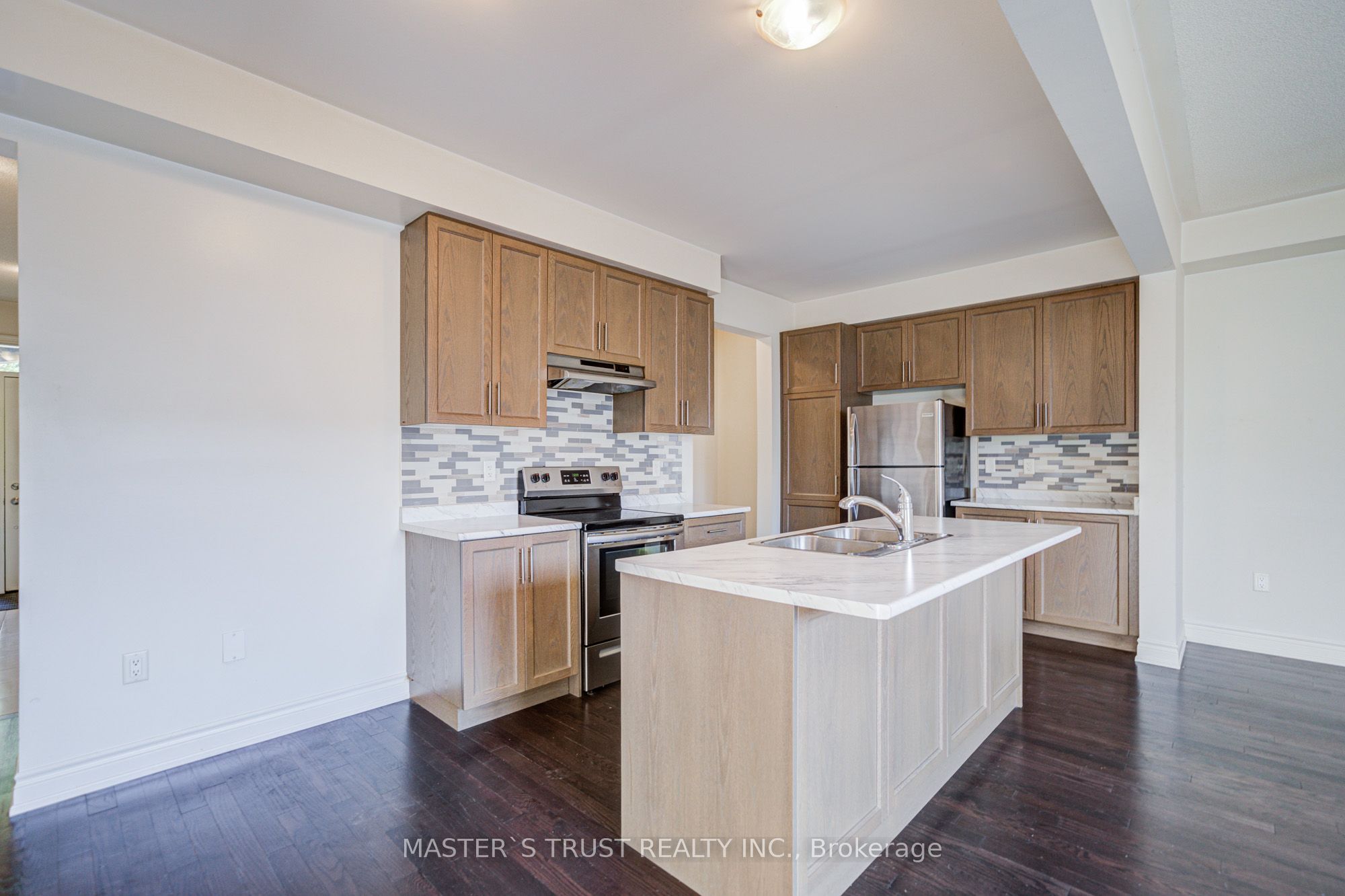 MLS #N12389119 image #12