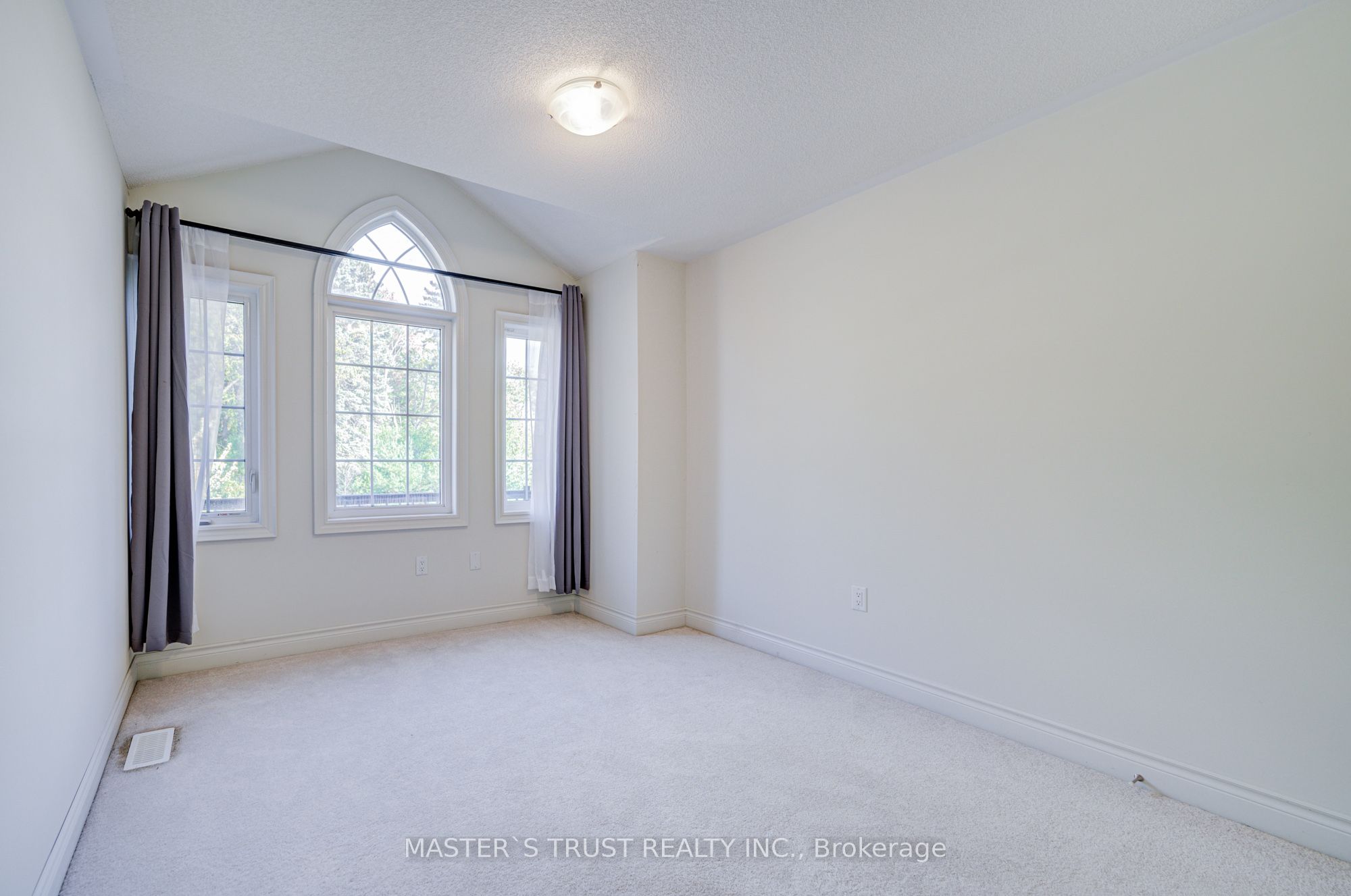 MLS #N12389119 image #30