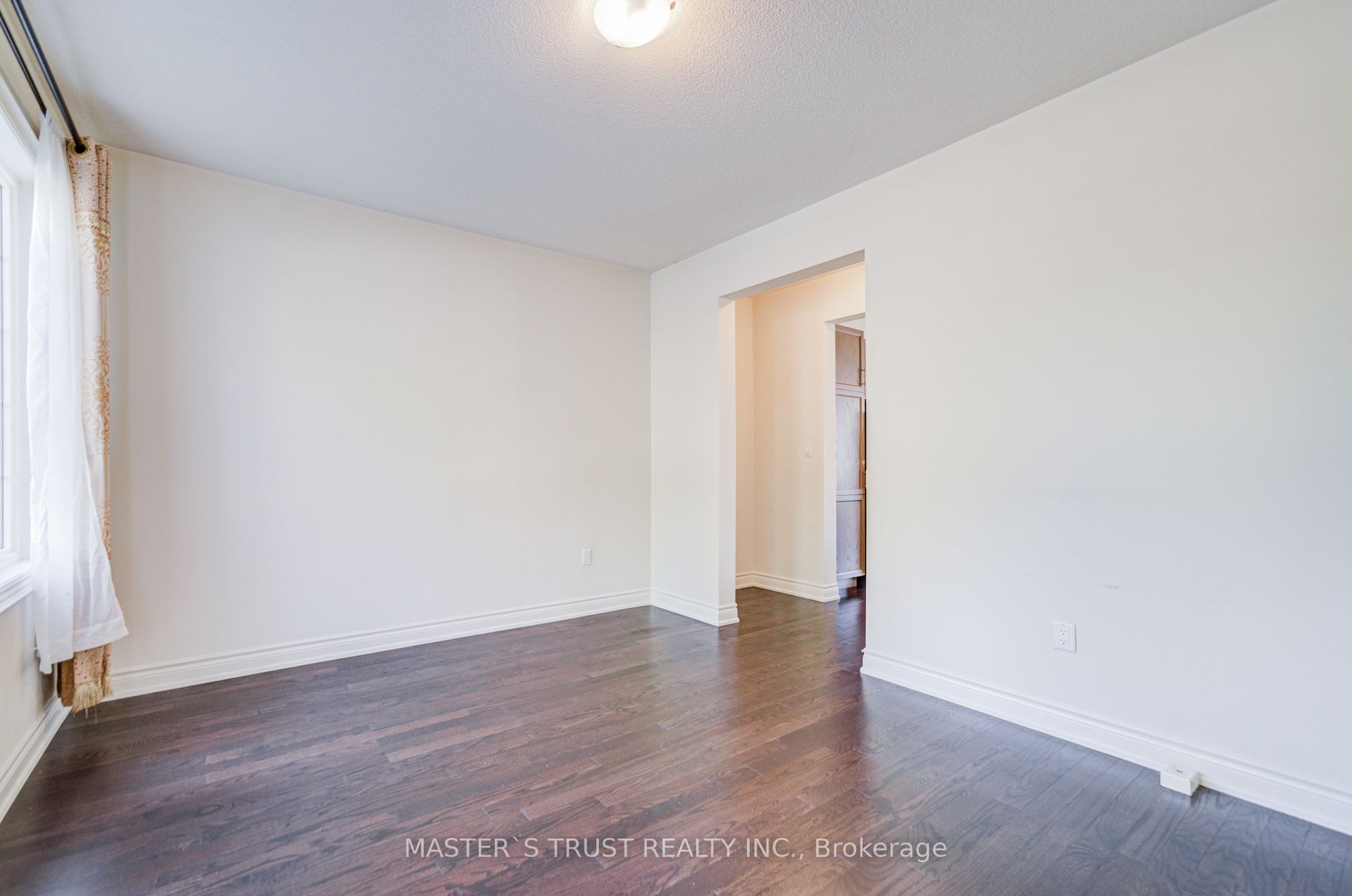 MLS #N12389119 image #5