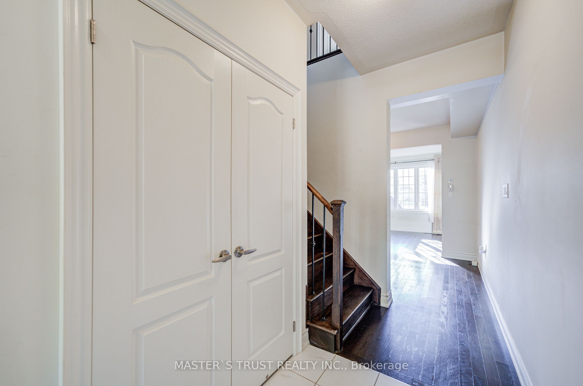 MLS #N12389119 image #8