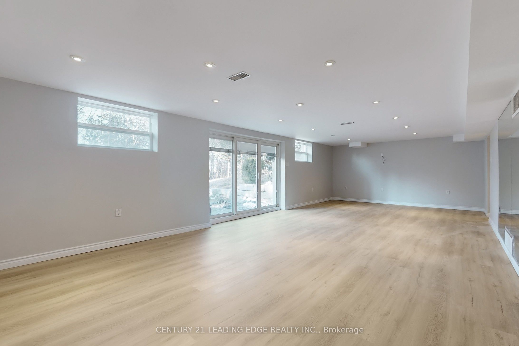 MLS #N12389983 image #31