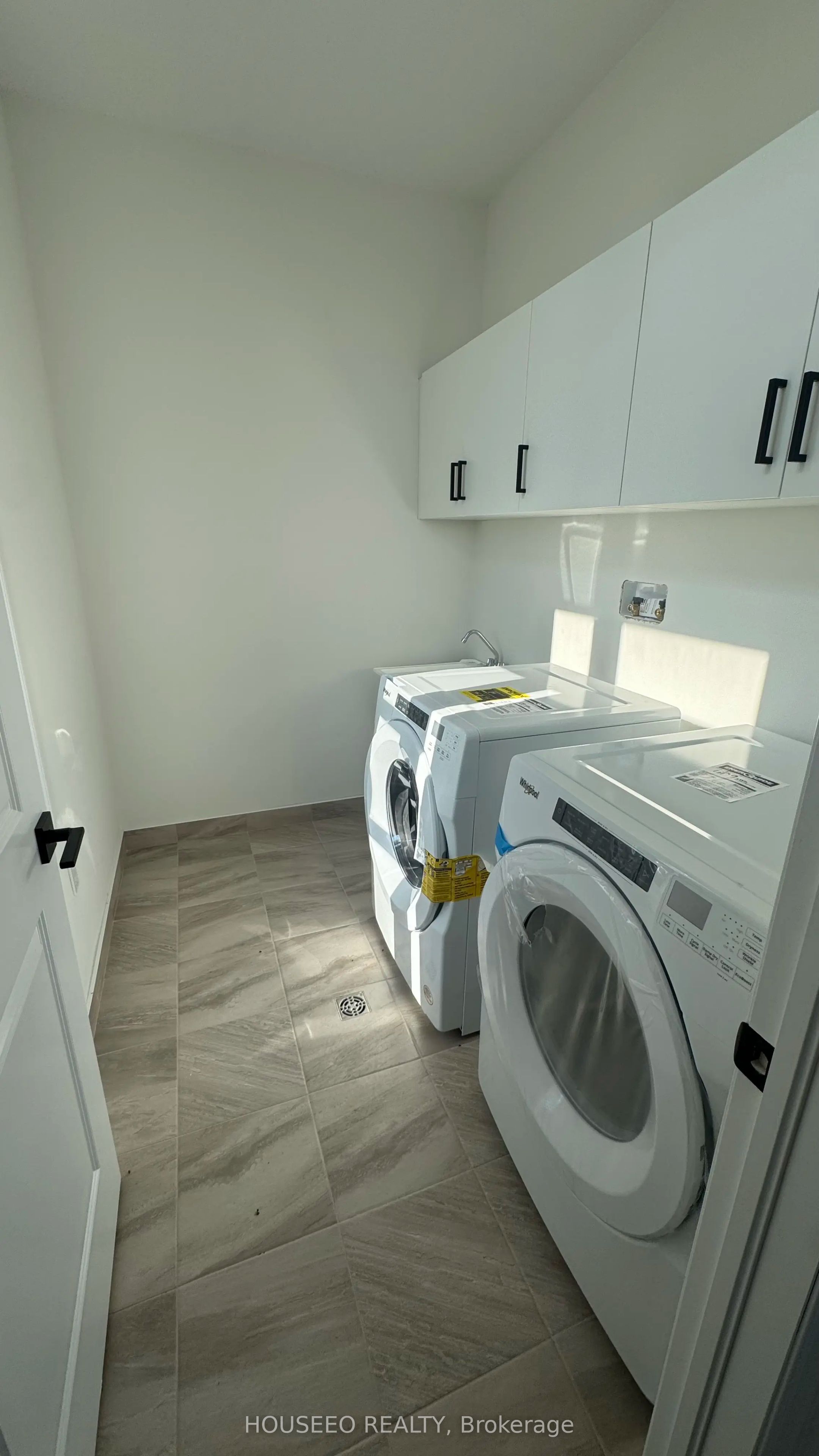 MLS #N12392373 image #10