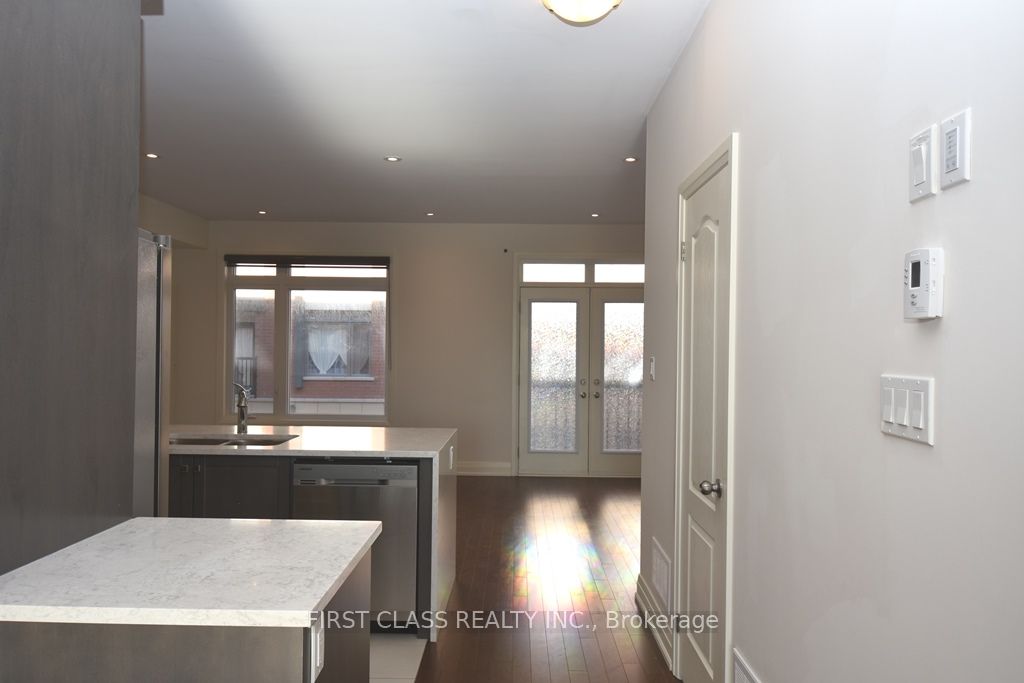 MLS #N12392380 image #11