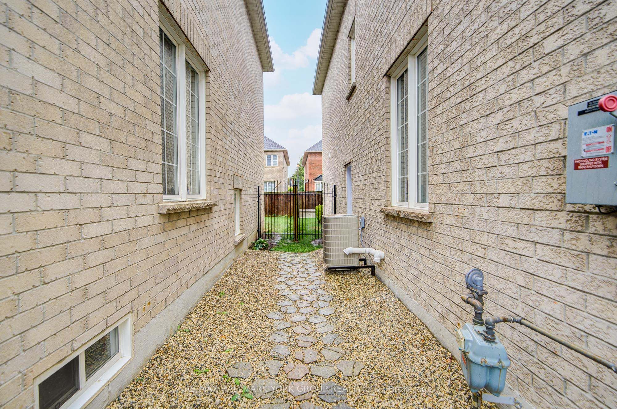 MLS #N12392452 image #44