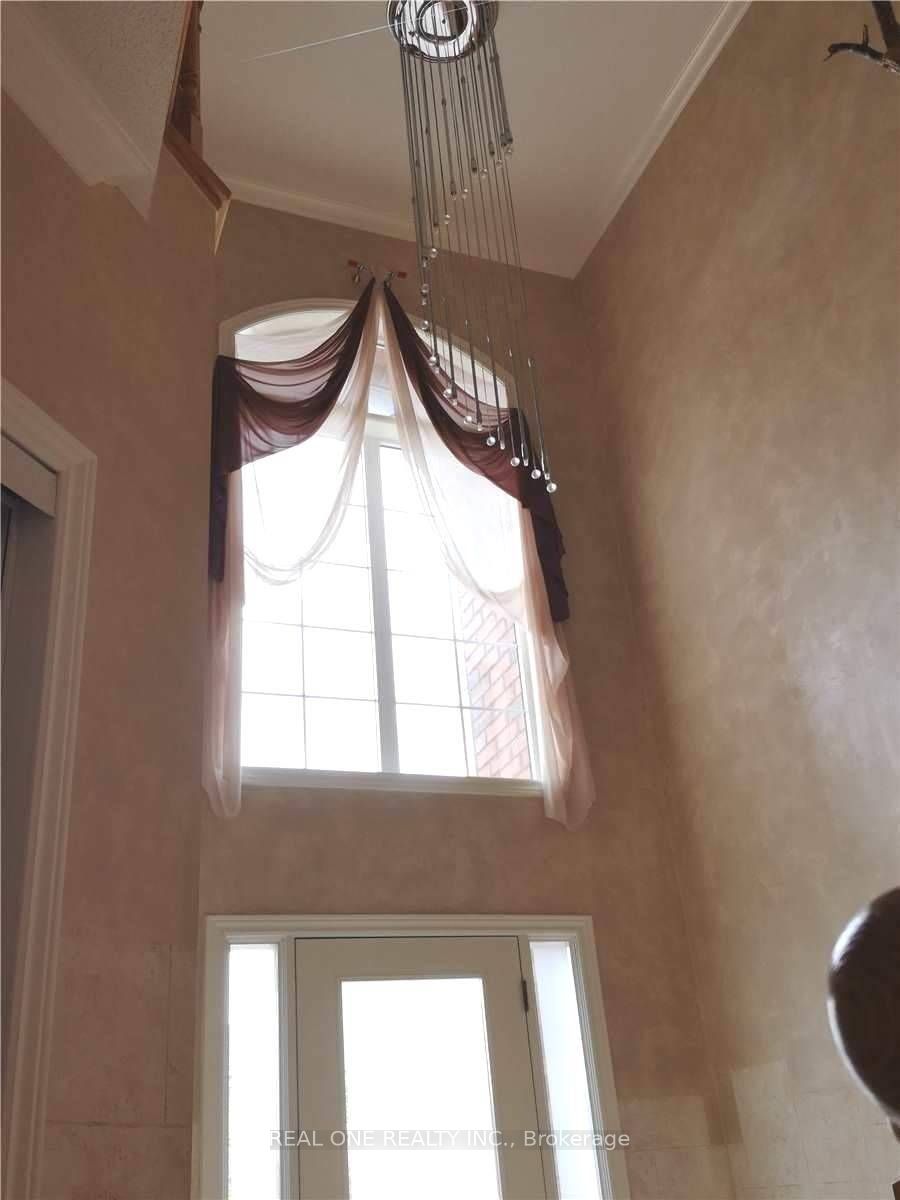 MLS #N12393102 image #2