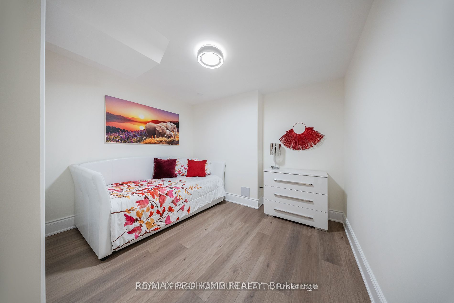 MLS #N12394899 image #6