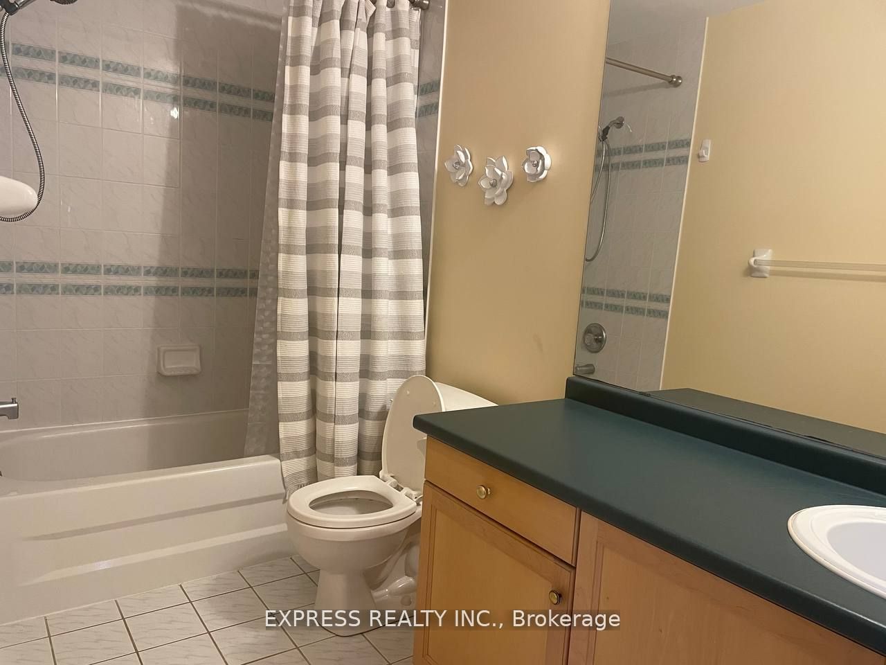 MLS #N12395033 image #12