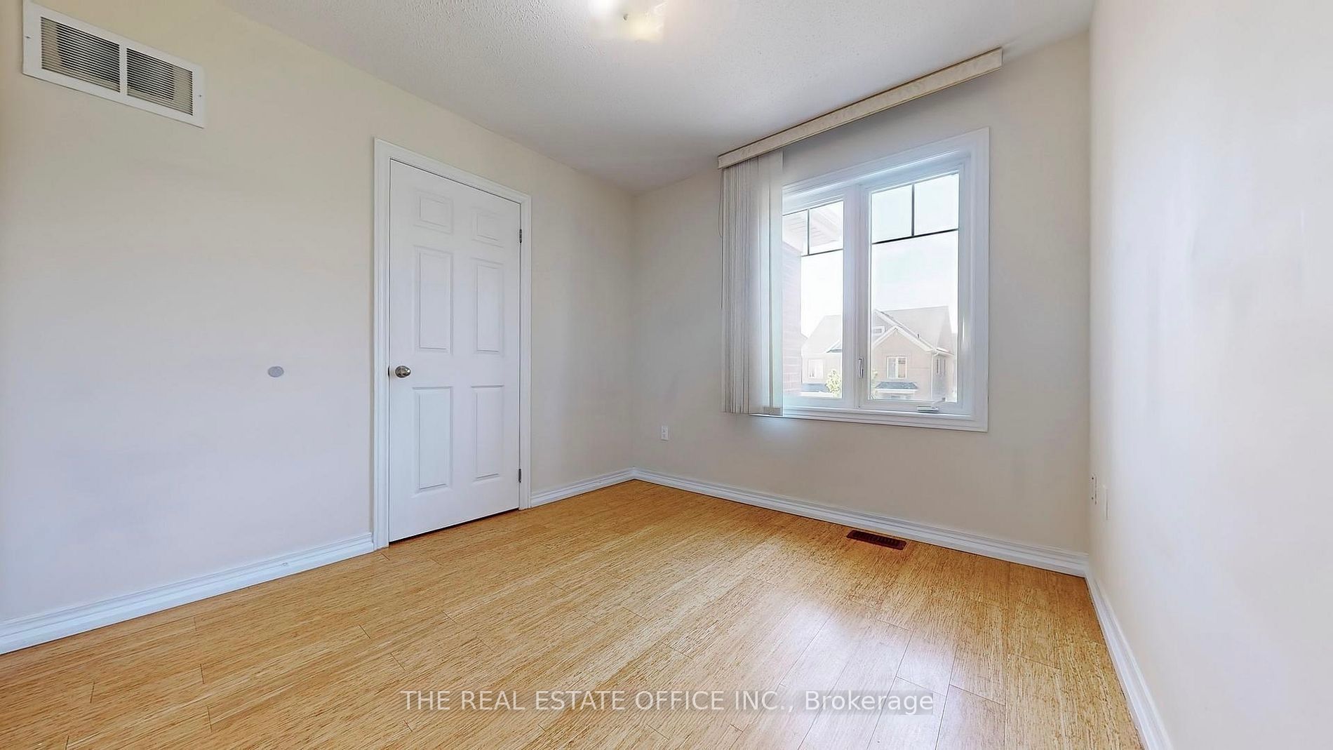 MLS #N12395165 image #12