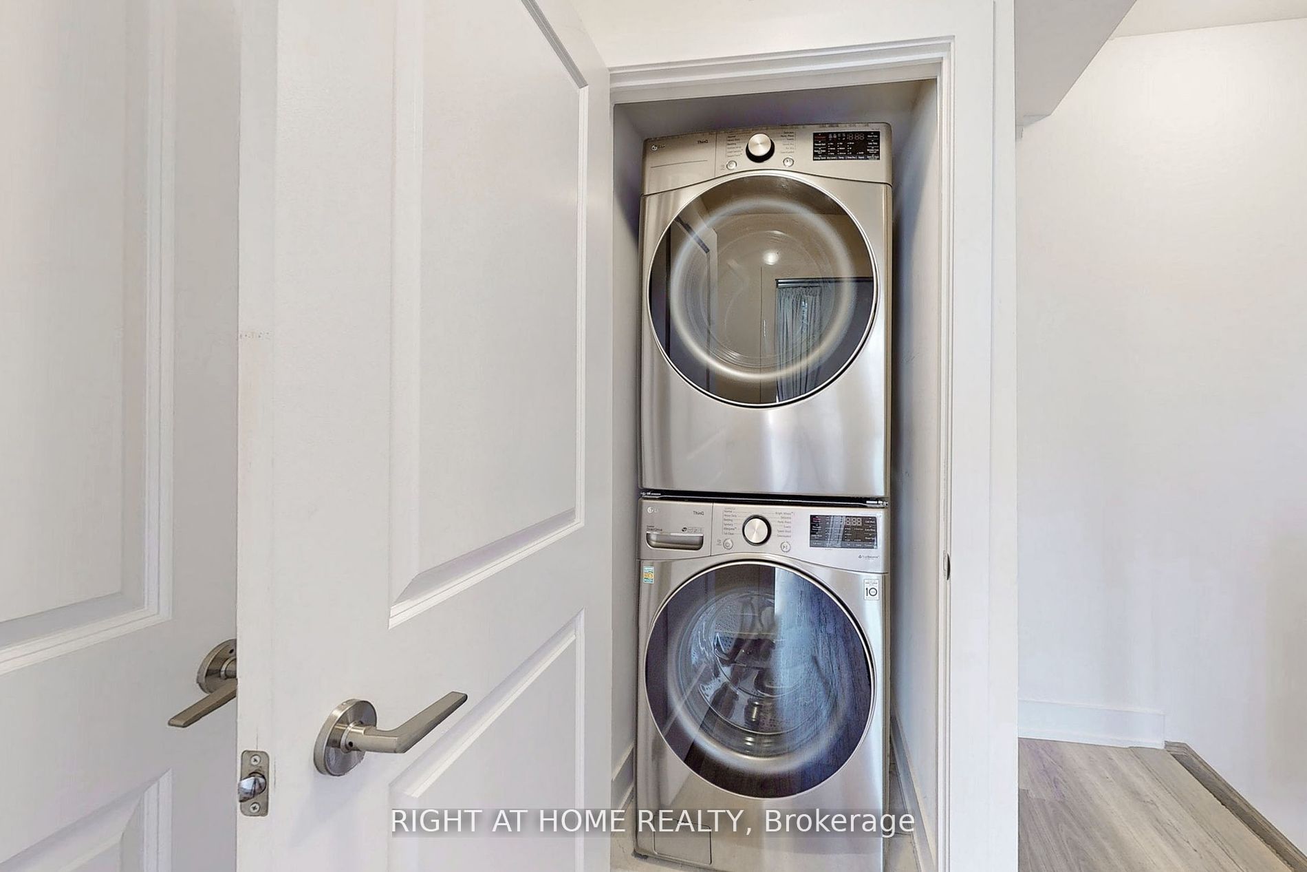 MLS #N12395394 image #11