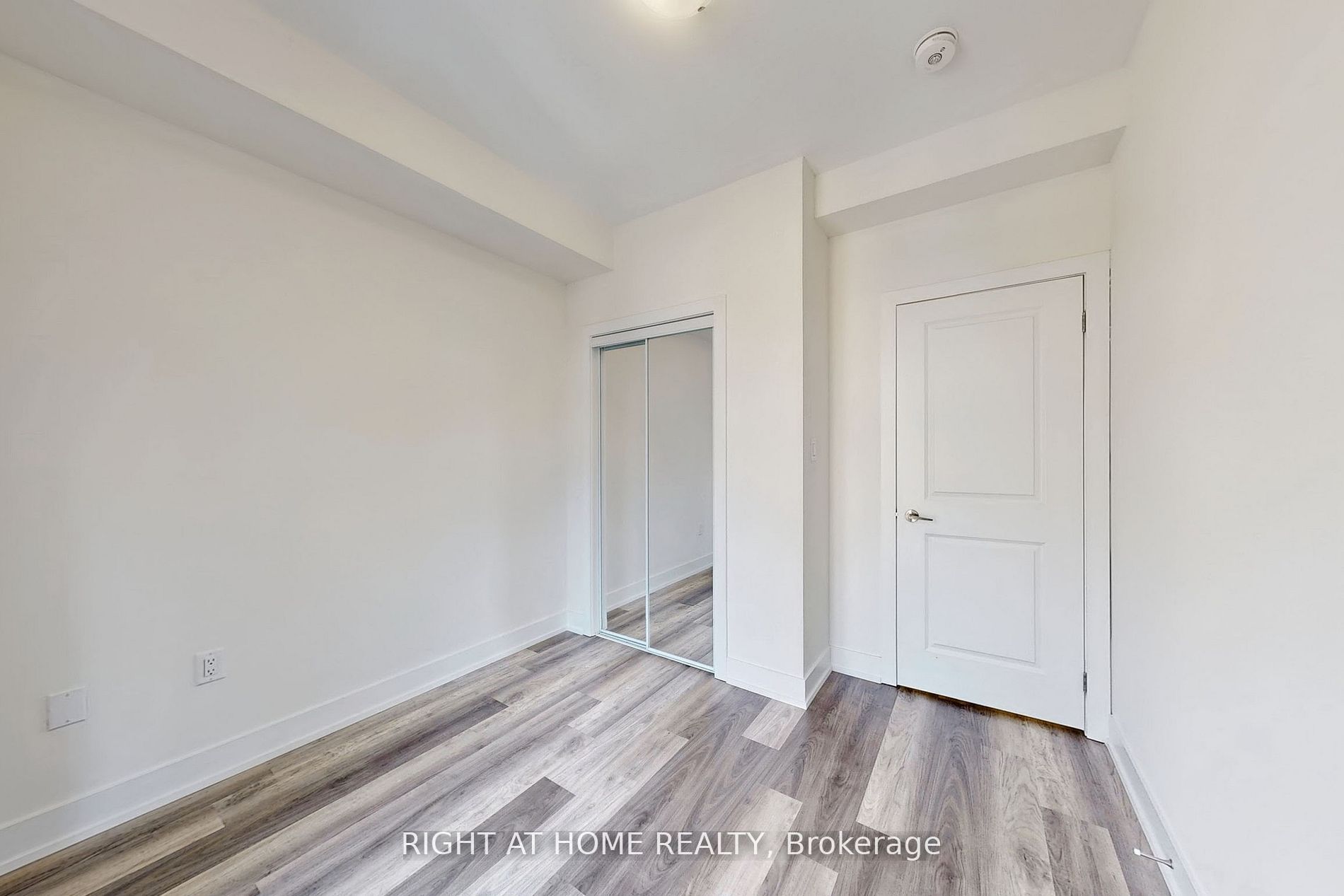 MLS #N12395394 image #13